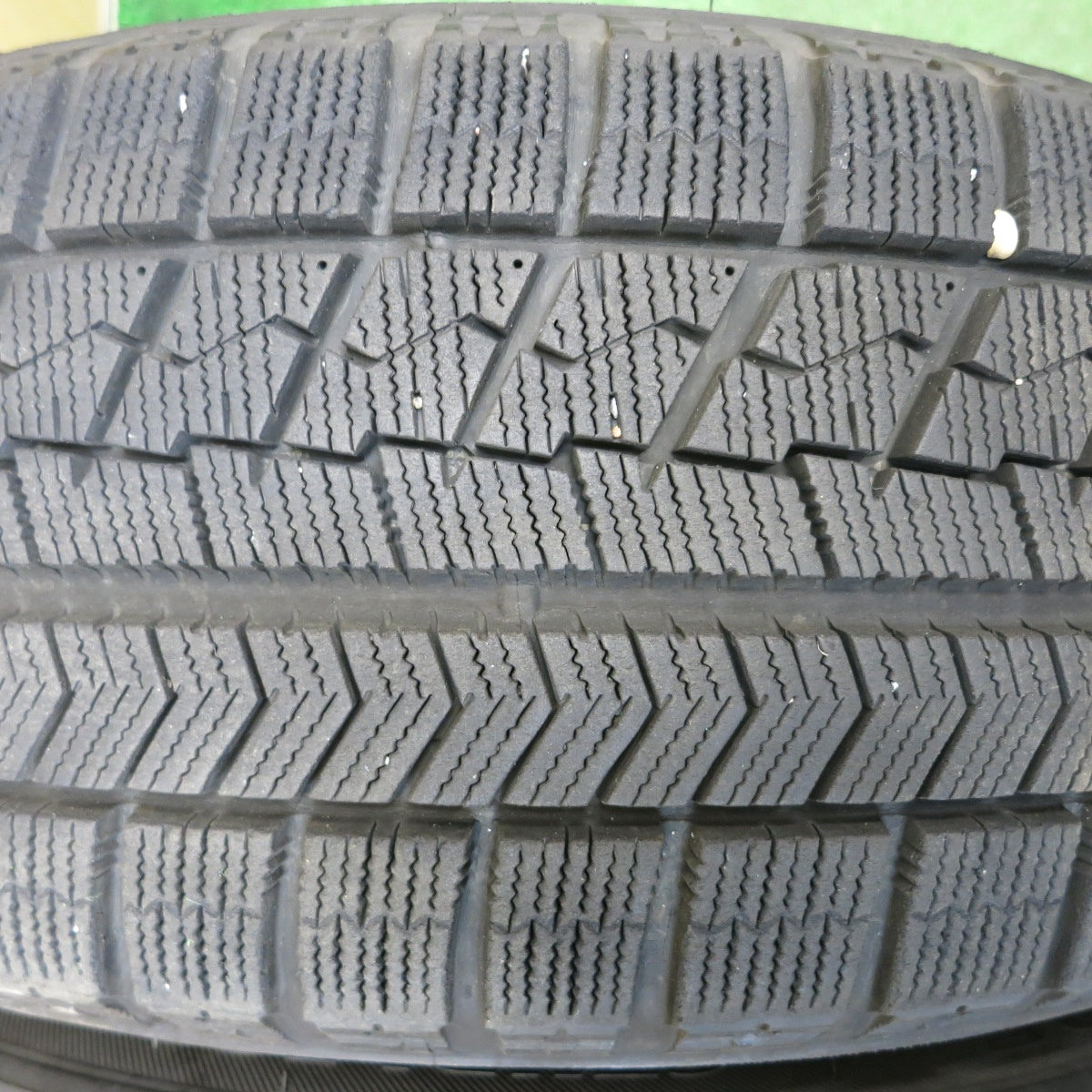 バリ溝！キレイ！8.5分★スタッドレス 205/60R16 ブリヂストン ブリザック VRX VTO 社外 アルミ 16インチ PCD114.3/5H★6012202HAス