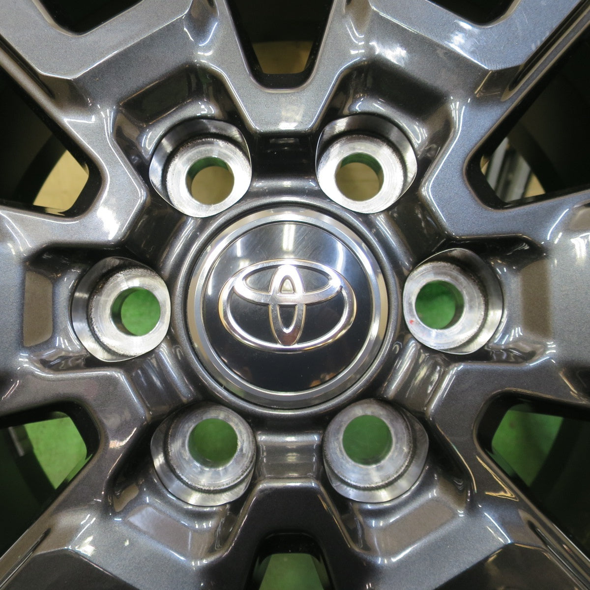 新車外し★トヨタ ランクル 250 VX 純正 ホイール 18インチ 18×7.5J PCD139.7/6H★6071403NGホ