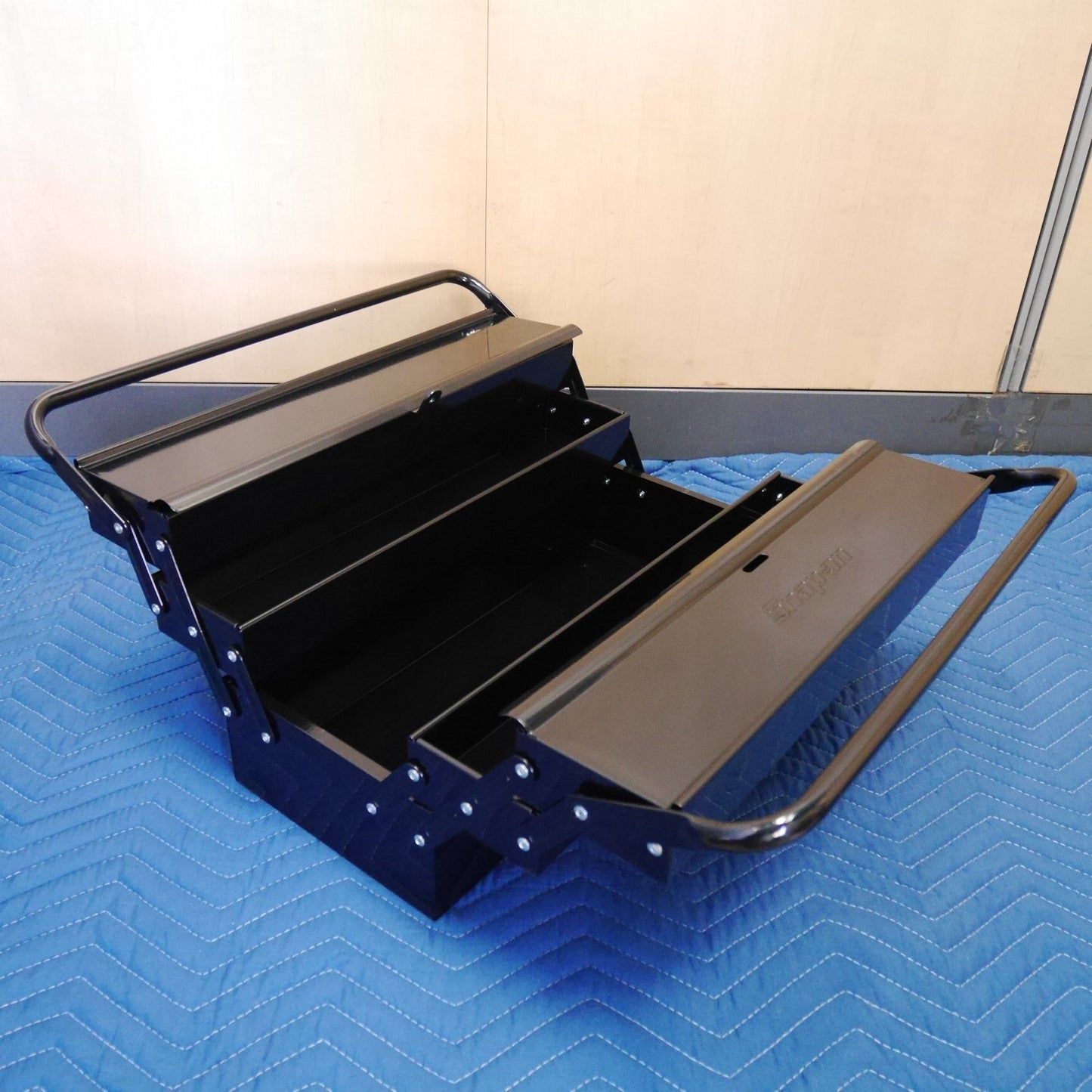 [送料無料] 未使用☆Snap-on スナップオン 携行型 ツール ボックス CTK19JKPC CANTILEVER BOX BLACK カンティレバー型 両開き 工具箱 ブラック 黒☆
