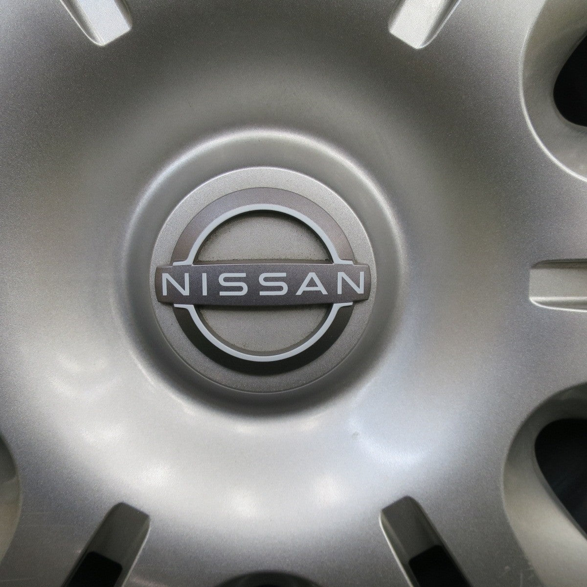 キレイ！22年★日産 NV350 キャラバン 純正 スチール 195/80R15 107/105N ヨコハマ BluEarth-Van RY55 15インチ PCD139.7/6H★6013102ナノ