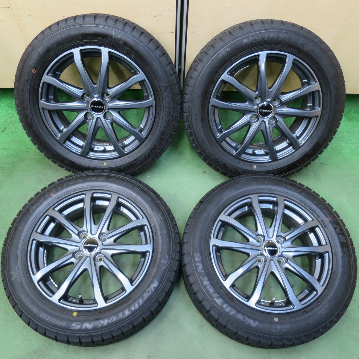 超バリ溝！22年！キレイ！ほぼ10分★スタッドレス 175/65R15 オートバックス ノーストレック N5 LEBEN レーベン 15インチ PCD100/4H★5112105イス