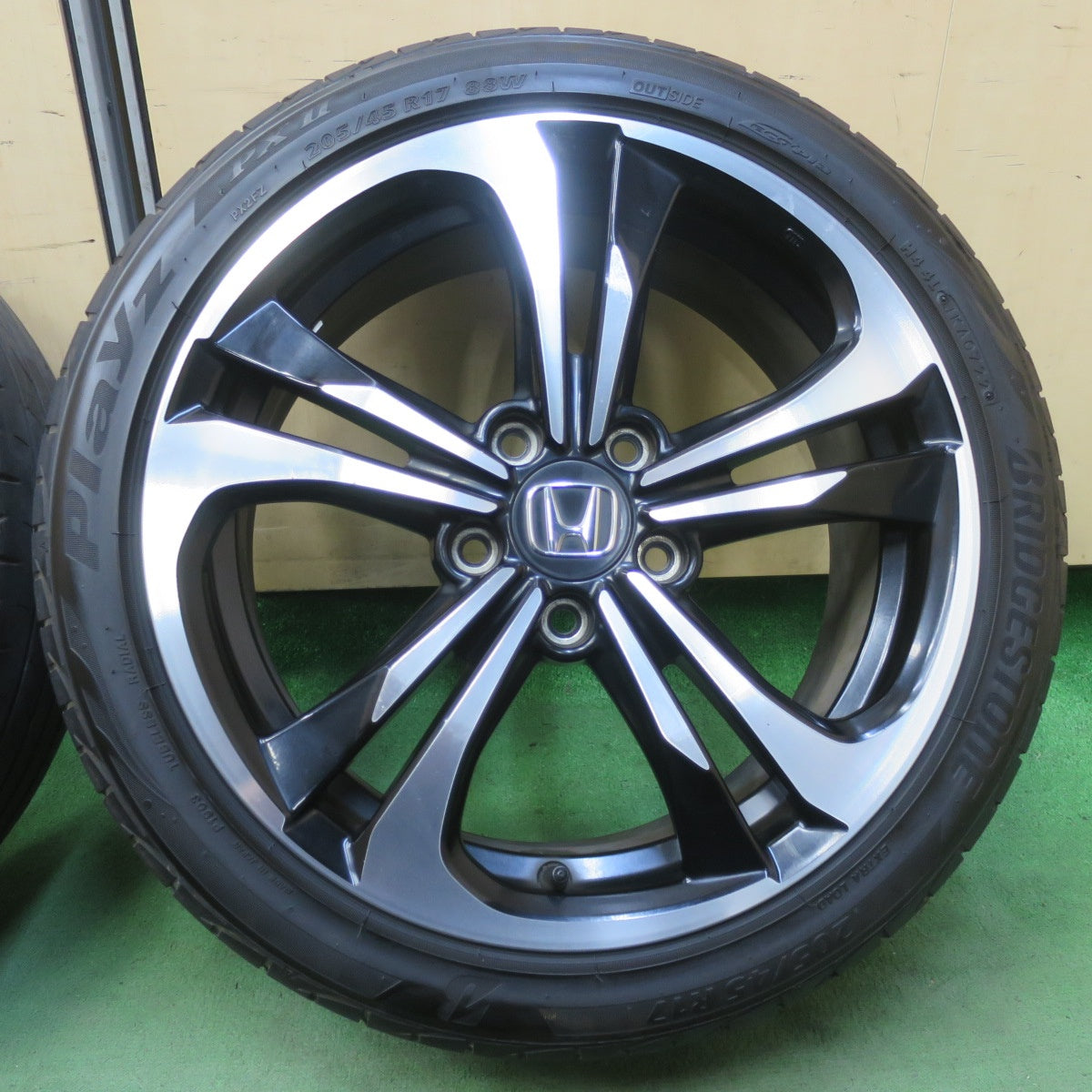 バリ溝！22年！キレイ！8.5分★ホンダ CR-Z 純正 205/45R17 ブリヂストン プレイズ PX2 ハンコック ベンタス S1 evo3 CRZ 17インチ PCD114.3/5H★6043003イノ