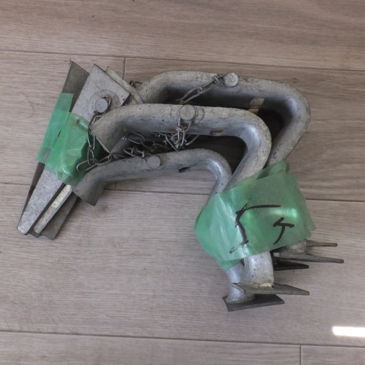 [送料無料] ★型枠金物 兼用金物 約 15個 セット　メーカー 形式 不明★