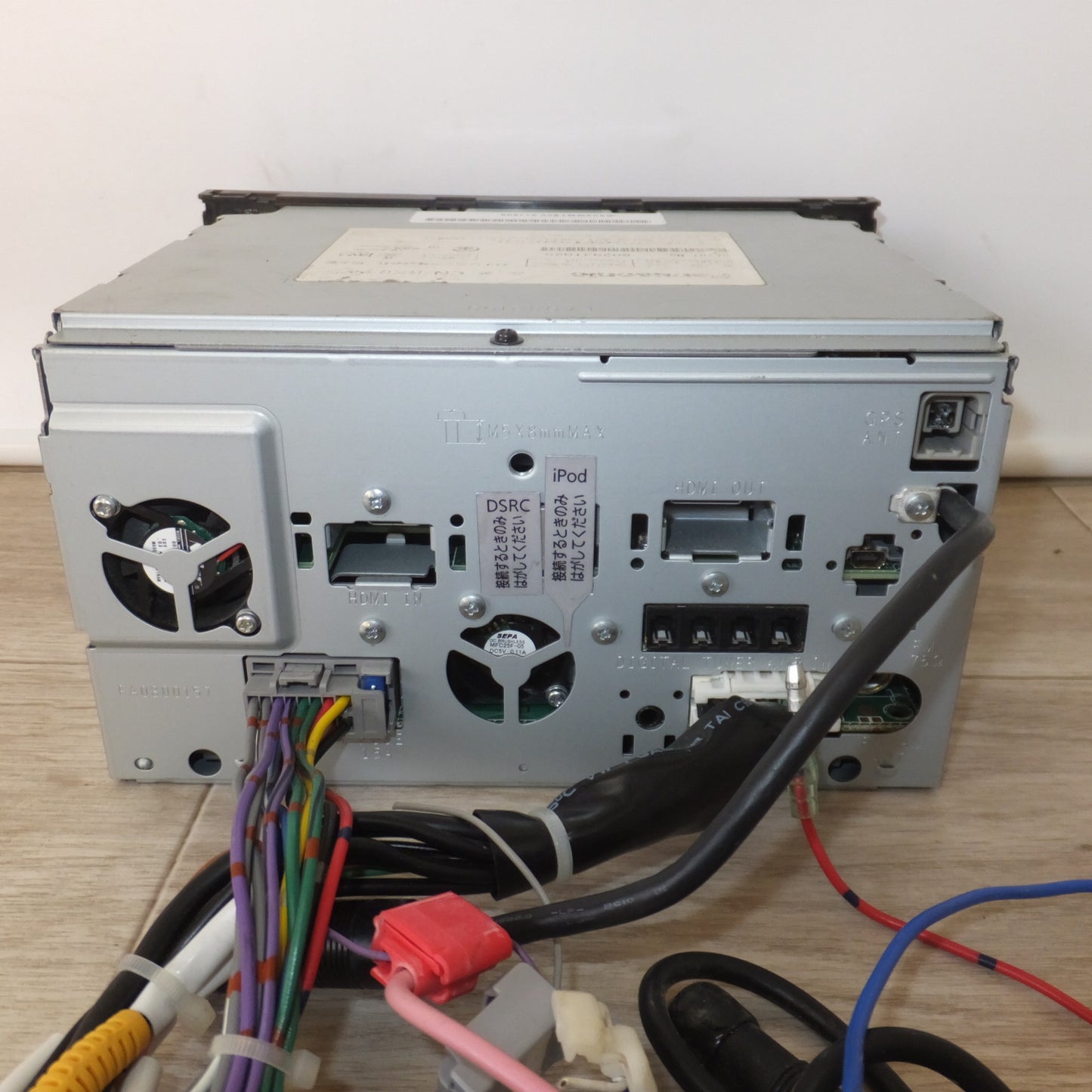 [送料無料] ★パナソニック Panasonic SDカーナビステーション Strada CN-RX03WD[8]★