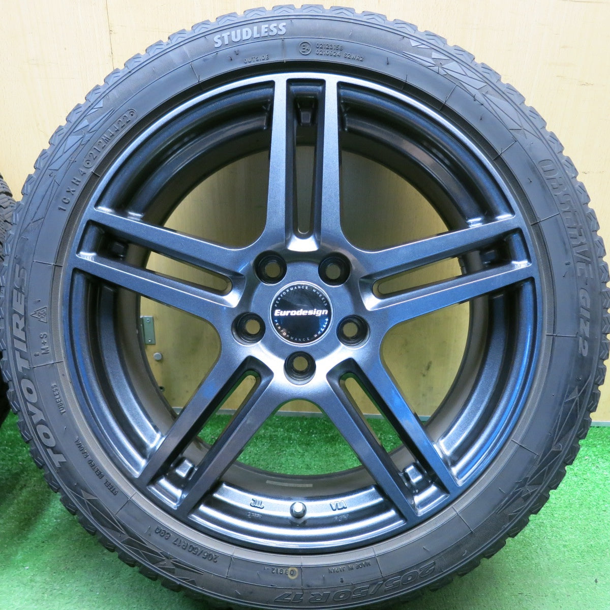キレイ！22年◎ボルボ 等 Eurodesign 205/50R17 スタッドレス トーヨー オブザーブ GIZ2 ユーロデザイン 17インチ PCD108/5H◎6082503HAス