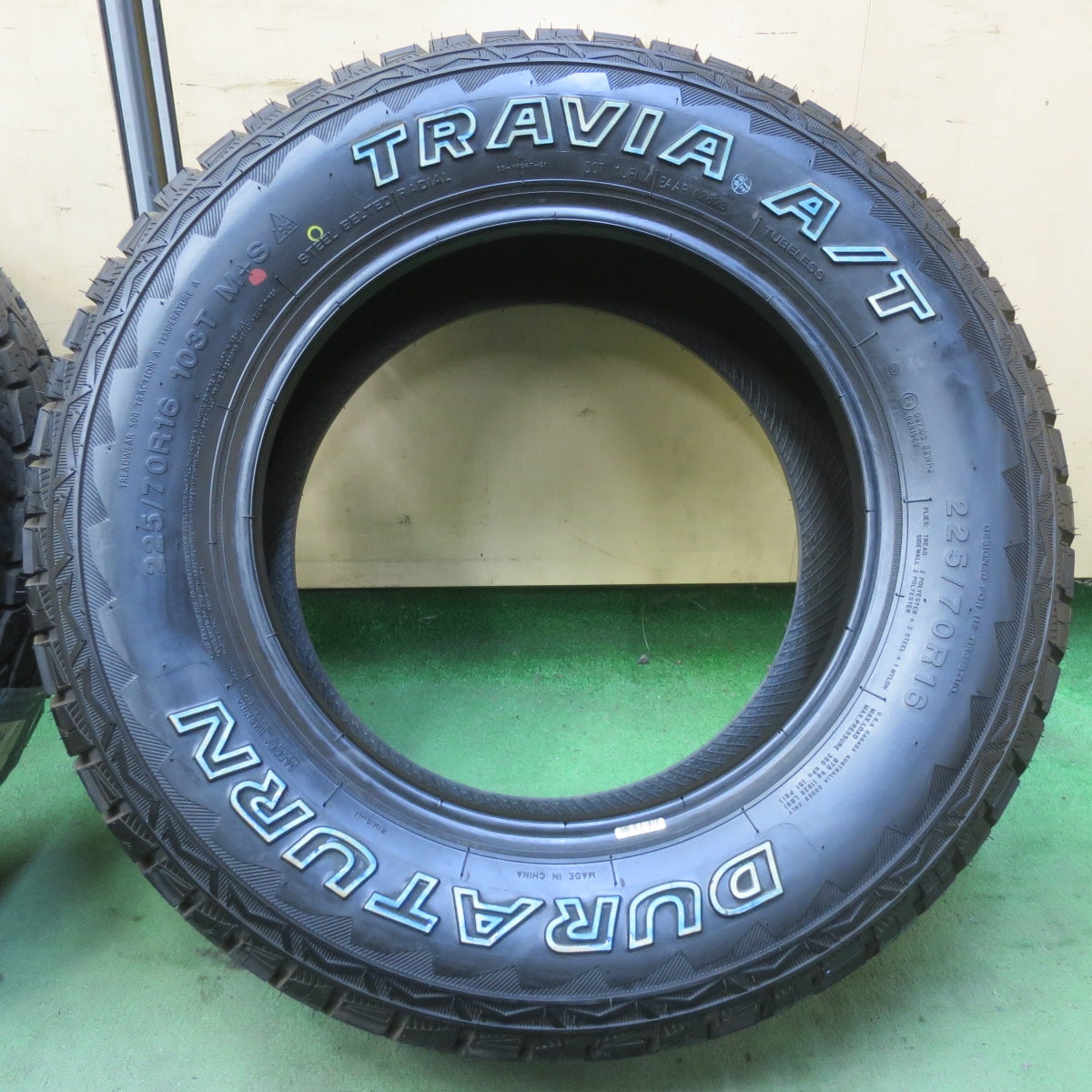 未使用！23年★225/70R16 デュラターン TRAVIA A/T DURATURN 16インチ タイヤ デリカ D:5 エクストレイル CX-5 等★6073006イノタ
