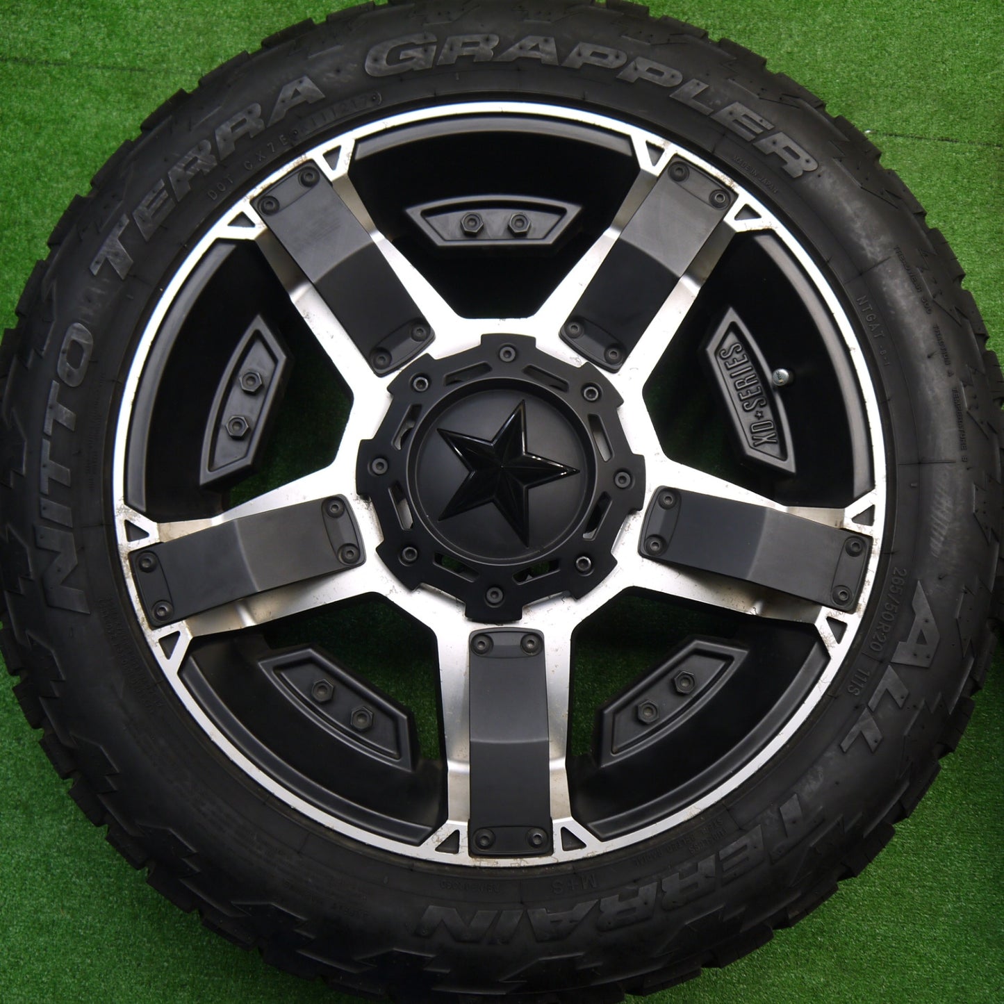 バリ溝！9.5分★KMC XD811 ROCKSTAR2 265/50R20 ニットー TERRA GRAPPLER ALL TERRAIN ロックスター2 PCD135 139.7/6H マルチ★5102102Hノ