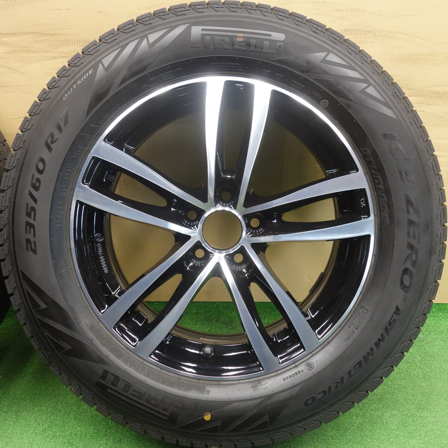 バリ溝！24年！キレイ！9.5分以上◎ボルボ 等 VST Type RC 235/60R17 スタッドレス ピレリ アイスゼロ アシンメトリコ 17インチ PCD108/5H◎6061702KTス
