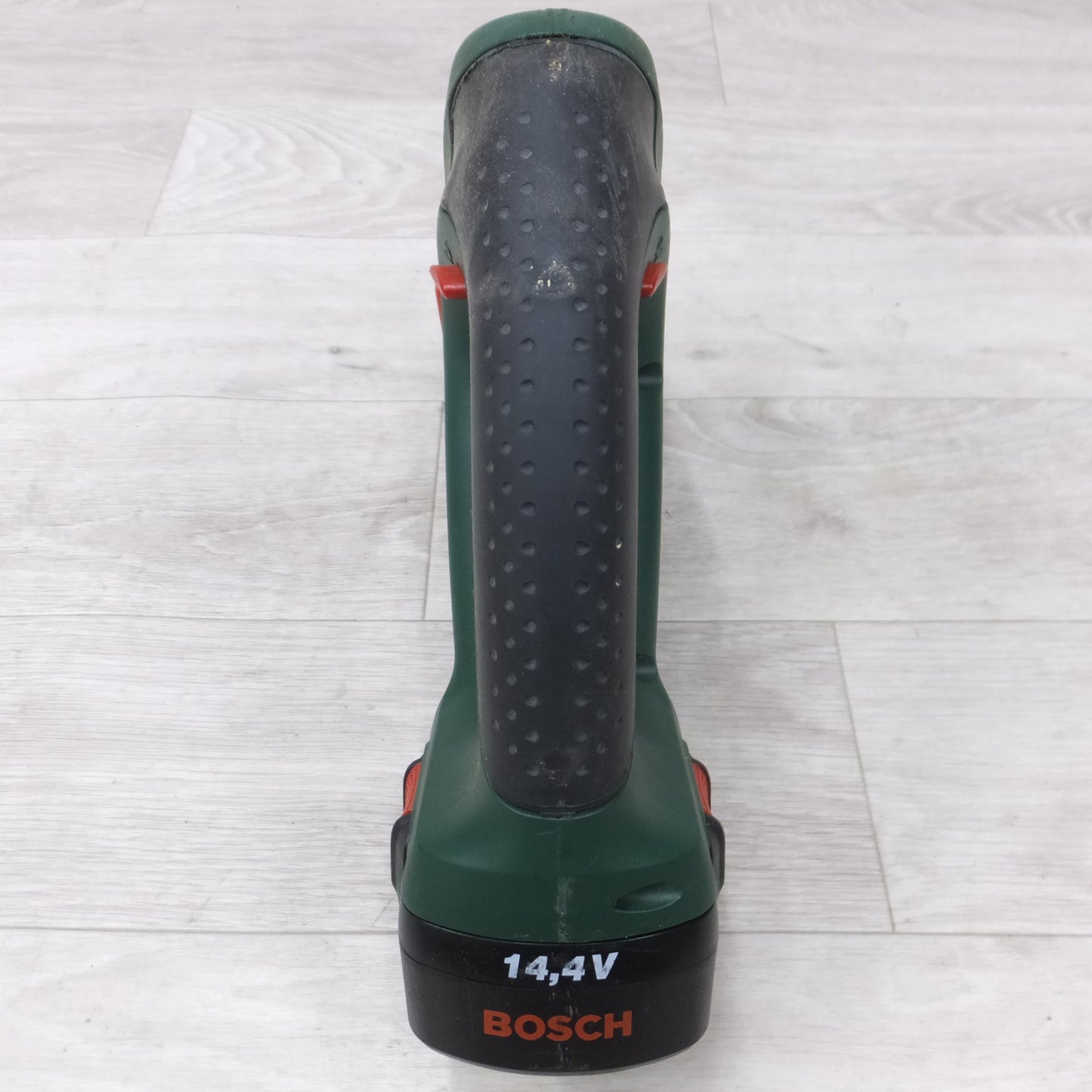 [送料無料] ◆ボッシュ BOSCH バッテリー ジグソー PST 14.4V ケース 充電器 付き 切断機 電気 のこぎり 木工 電動 工具◆