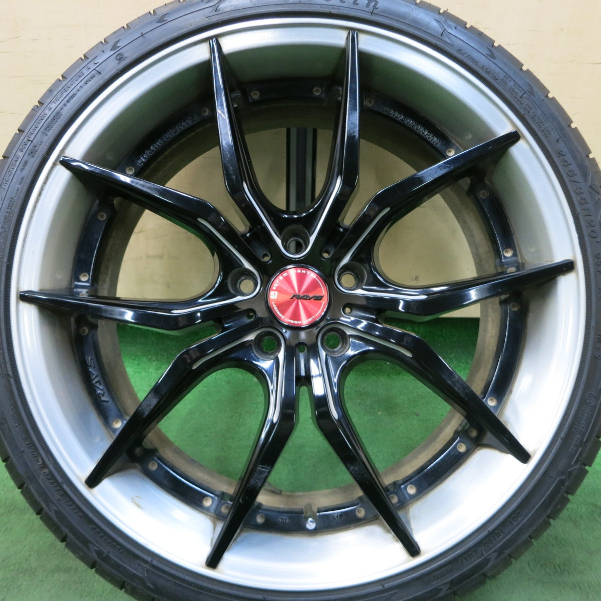 [送料無料] バリ溝！22年！9.5分！1本★RAYS gram LIGHTS 57FXX-PRO 245/35R20 ネオリン ネオスポーツ レイズ グラムライツ 20インチ PCD114.3/5H★5011102ナノ