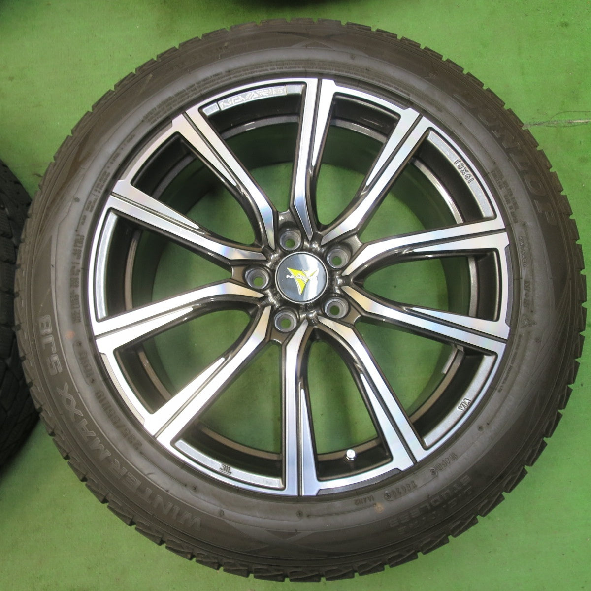 バリ溝！9.5分★スタッドレス 235/55R19 ダンロップ ウインターマックス SJ8 NOVARIS BEONDE PR ノヴァリス ビオンド 19インチ PCD114.3/5H★5051009イス