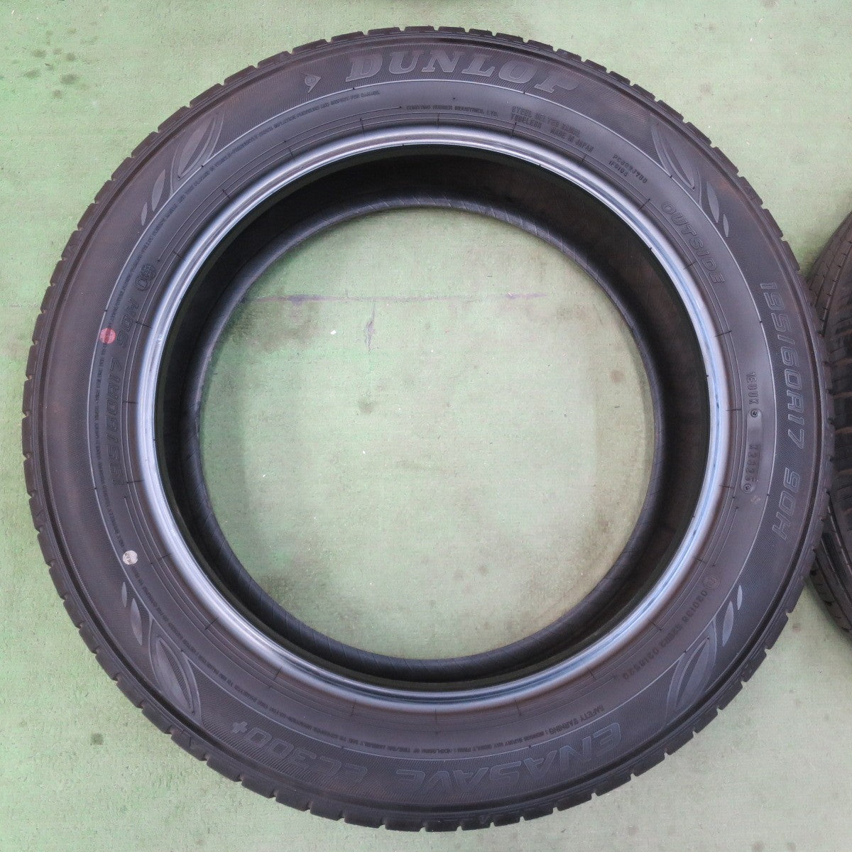 バリ溝！25年！ほぼ10分★195/60R17 ダンロップ エナセーブ EC300+ タイヤ 17インチ ライズ ロッキー 等★6022103イノタ