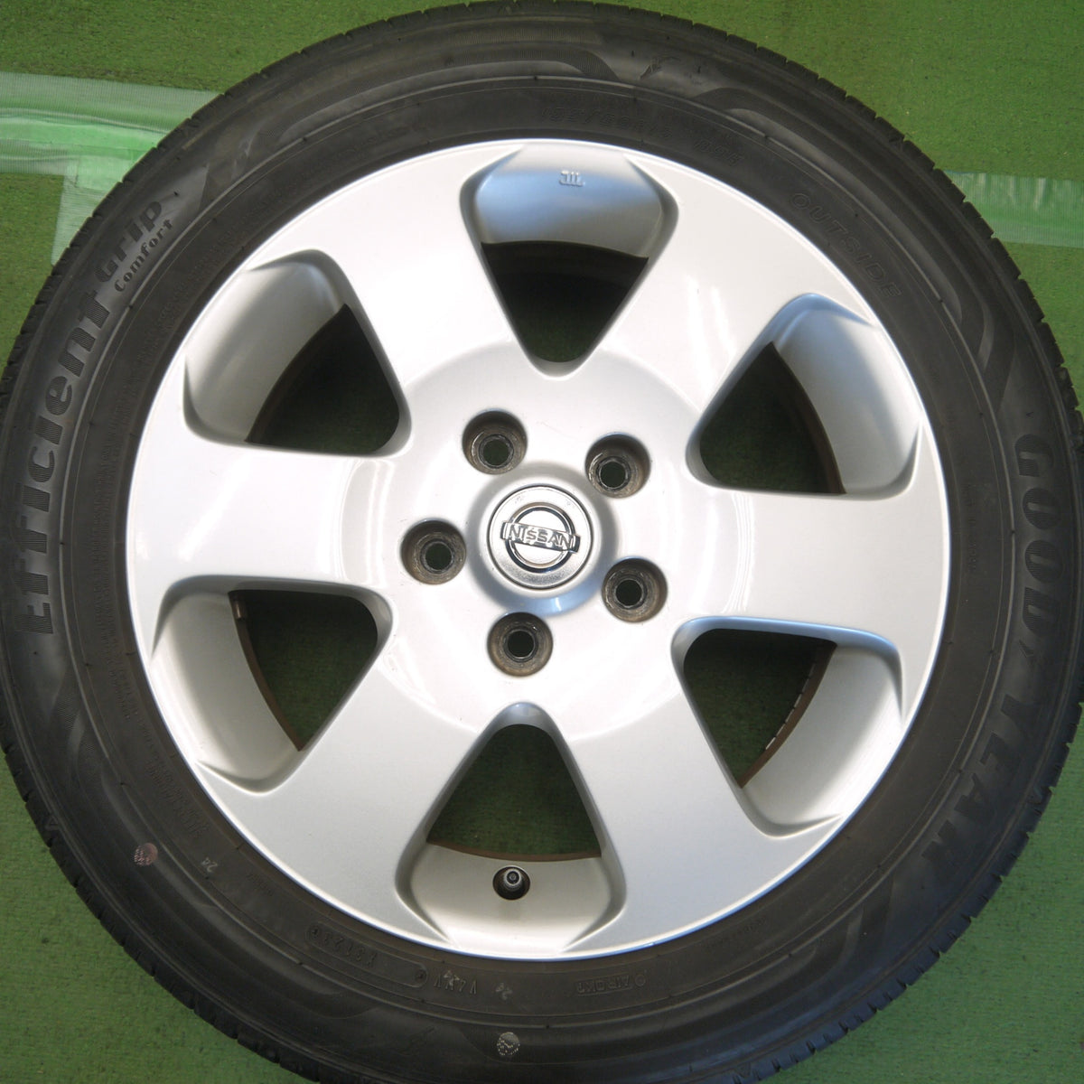 バリ溝！23年！キレイ！9.5分◎日産 C25 セレナ ハイウェイスター 純正 195/60R16 グッドイヤー EfficientGrip Comfort 16インチ PCD114.3/5H◎6091802Hノ