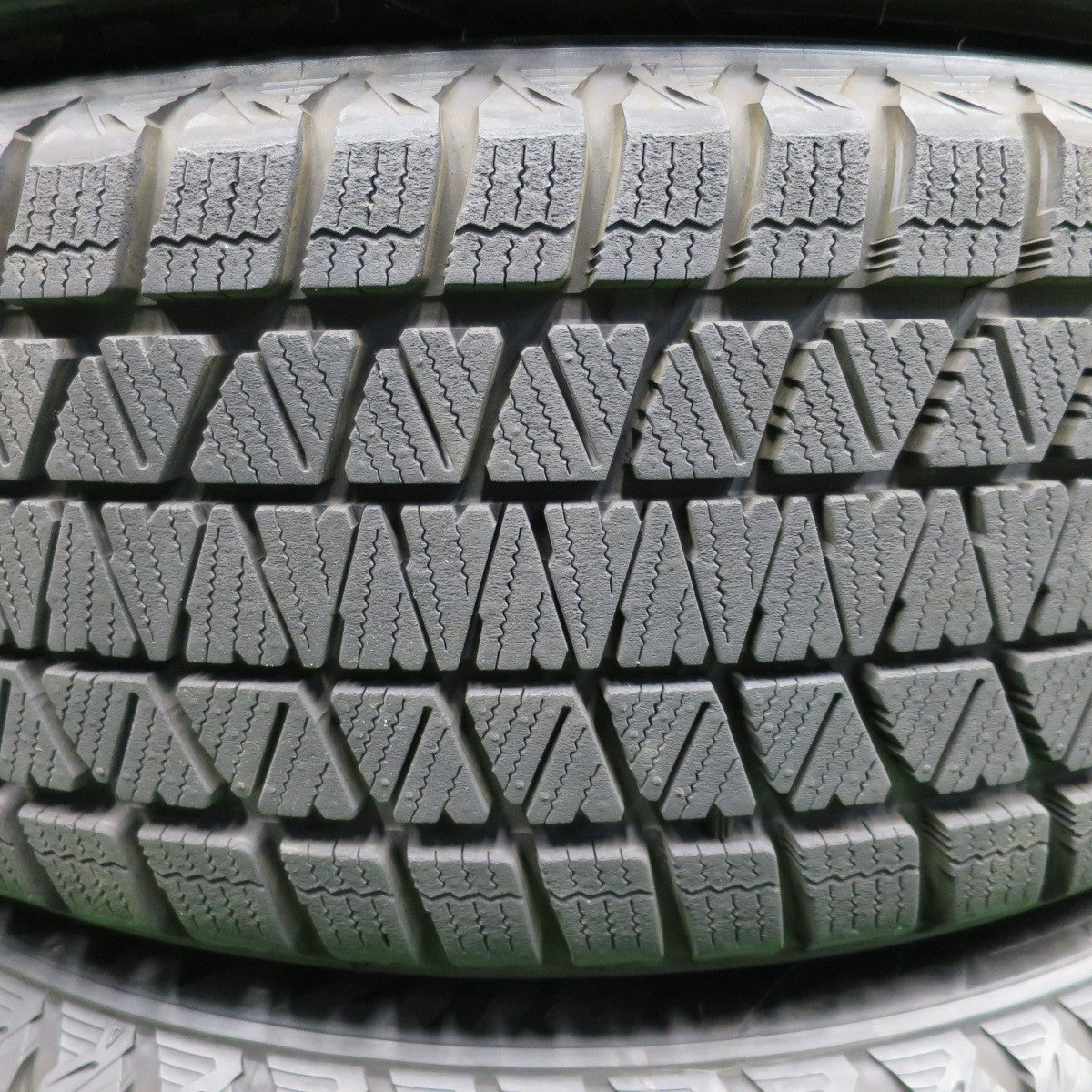 センサー付！バリ溝！22年！9.5分★レクサス RX バージョンL 純正 235/55R20 スタッドレス ブリヂストン ブリザック DM-V3 20インチ PCD114.3/5H★5122801NKス