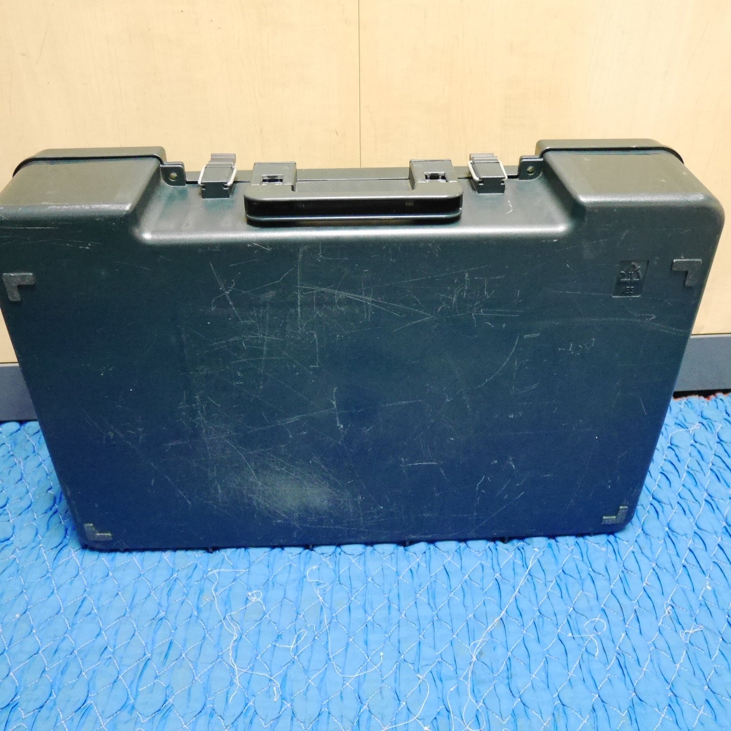 [送料無料] ☆日立 25mm インパクトレンチ WR25SE 電動 工具 コード式 100V ケース付き HITACHI☆