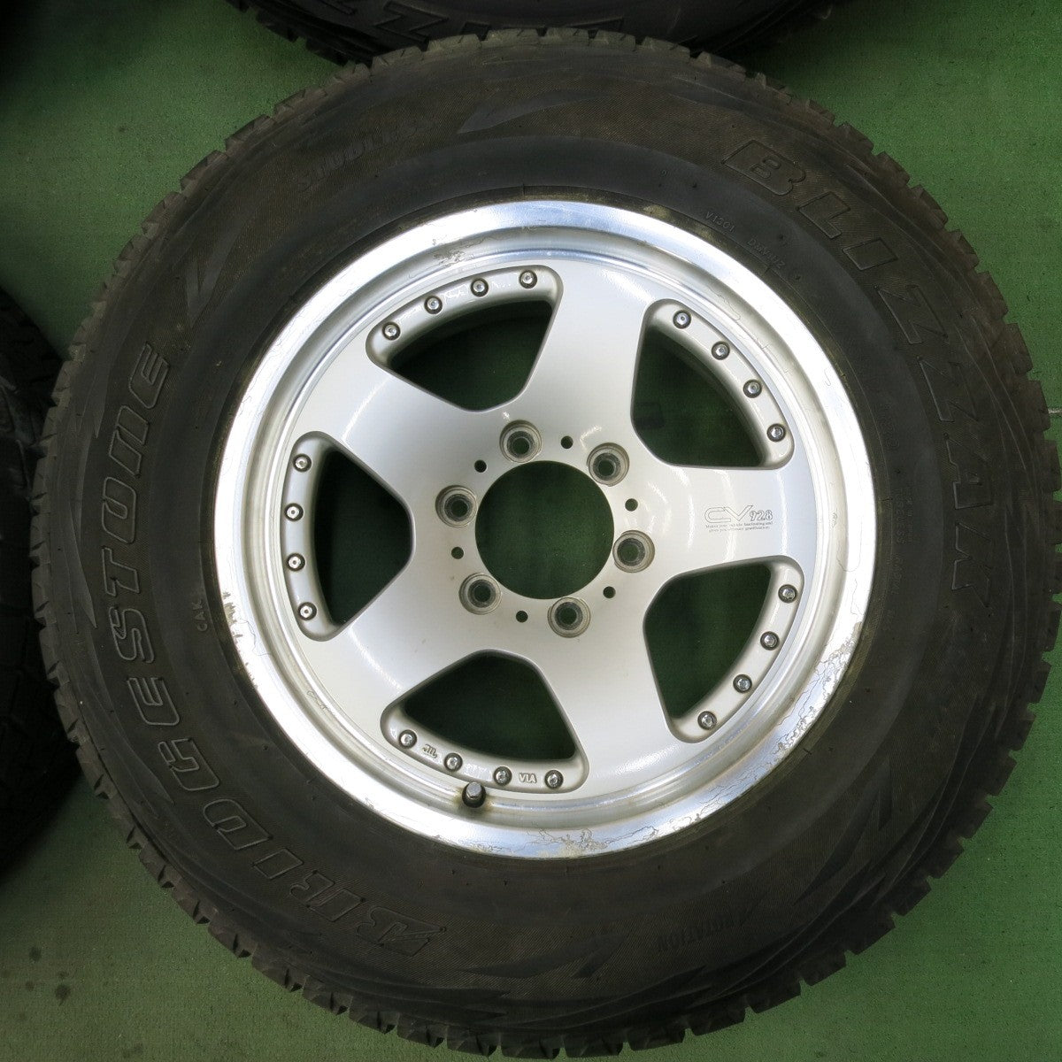 バリ溝！8.5分★スタッドレス 265/65R17 ブリヂストン ブリザック DM-V1 CV928 社外 アルミ 17インチ PCD139.7/6H★5082201SKス