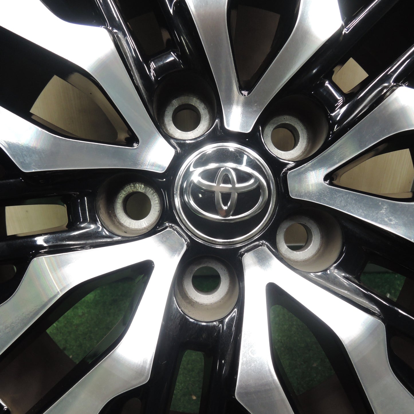 *送料無料* 4本価格★トヨタ 30系 アルファード ヴェルファイア 純正 235/50R18 トーヨー トランパス R30 PCD114.3/5H★4031807TNノ
