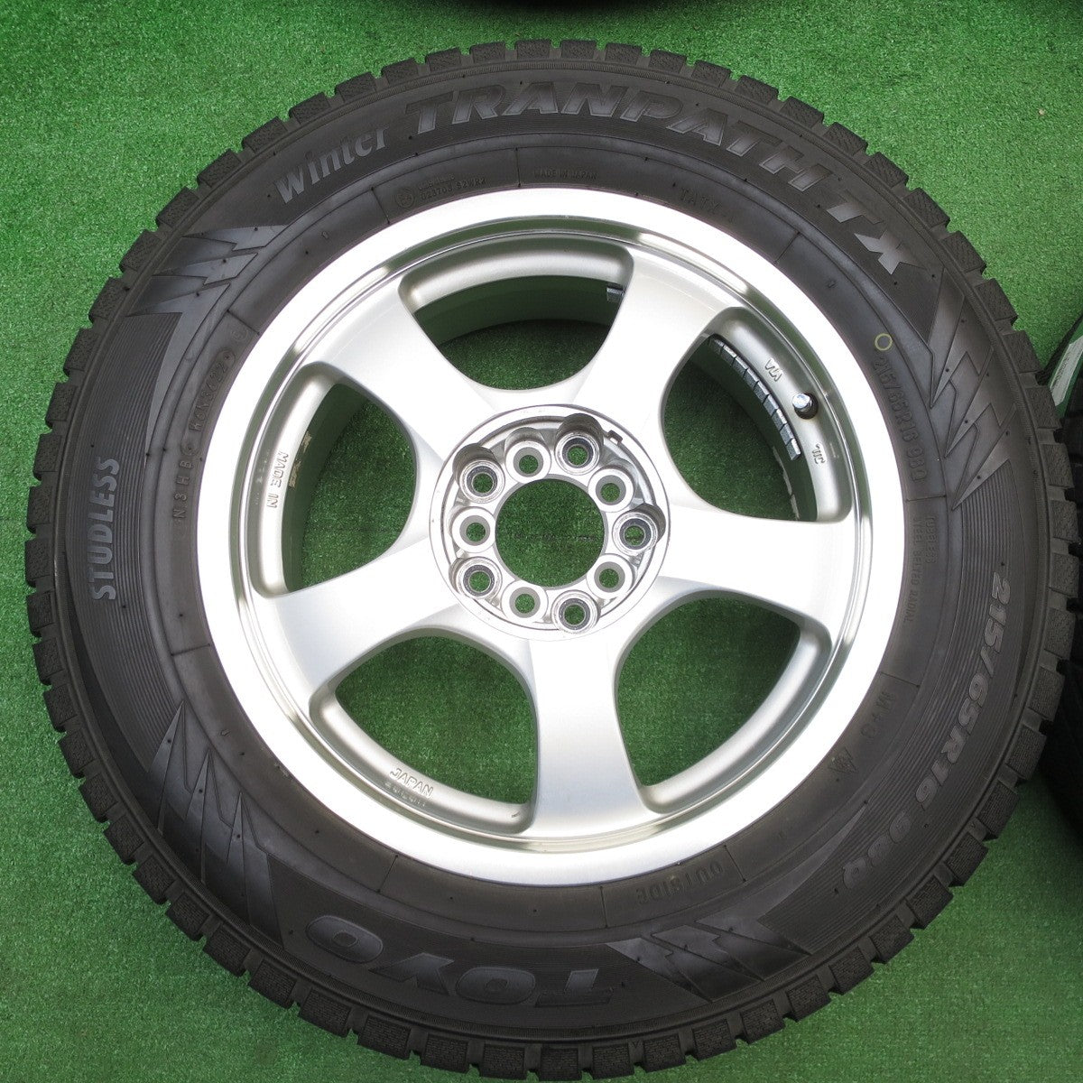 バリ溝！22年！9.5分★スタッドレス 215/65R16 トーヨー ウインター トランパス TX 社外 アルミ 16インチ PCD100 114.3/5H マルチ★5111501KKス