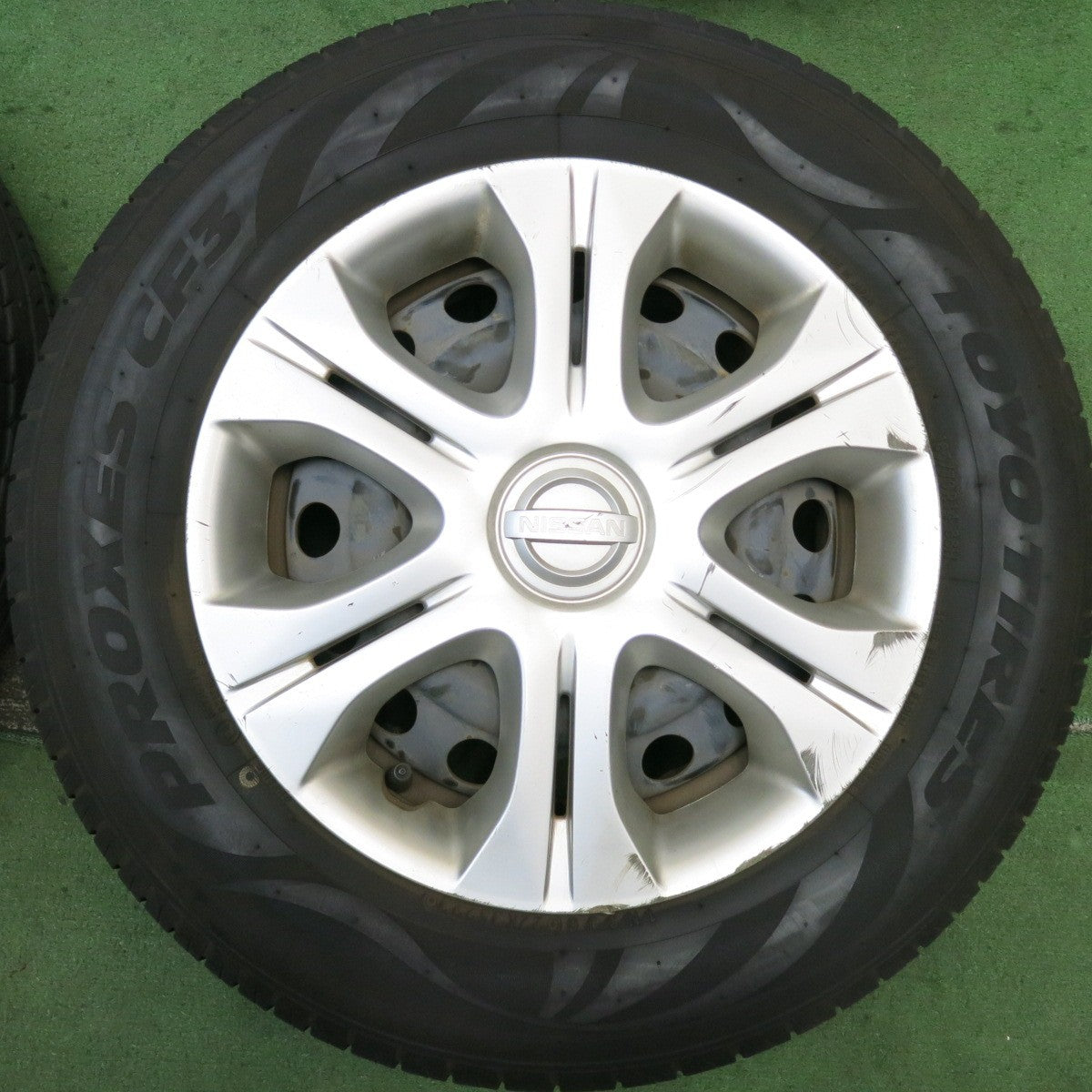 未使用！24年！バリ溝！9.5分★日産 E12 ノート 純正 スチール 185/70R14 トーヨー プロクセス CF3 14インチ PCD100/4H★5081004HAノ