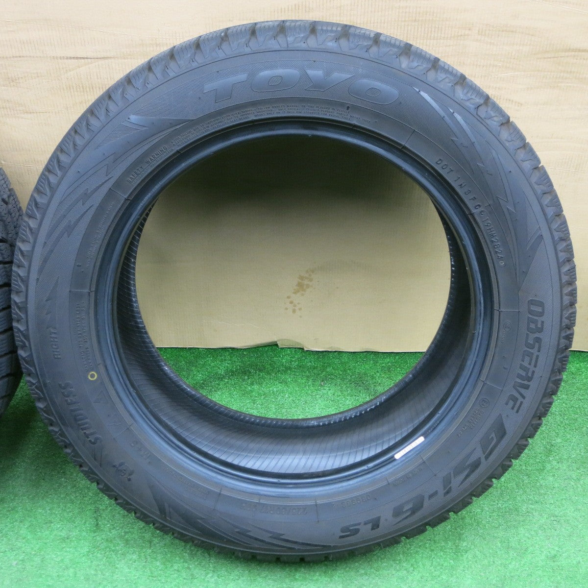 バリ溝！24年！9.5分★スタッドレス 225/60R17 トーヨー オブザーブ GSi-6 LS タイヤ 17インチ アルファード ヴェルファイア エルグランド 等★6020401NKスタ