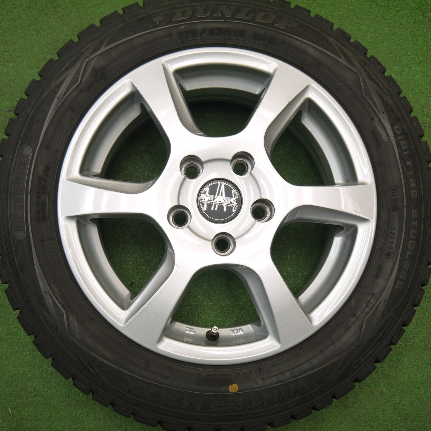 バリ溝！キレイ！9.5分以上★BMW MINI 等 MAK VINCI 175/65R15 スタッドレス ダンロップ ウインターマックス WM01 15インチ ヴィンチー PCD112/5H★5112609Hス