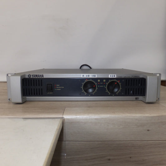 [送料無料] 現状品 キレイ★ヤマハ YAMAHA パワーアンプリファイアー POWER AMPLIFIER P1000S　100V 150W 50/60Hz★