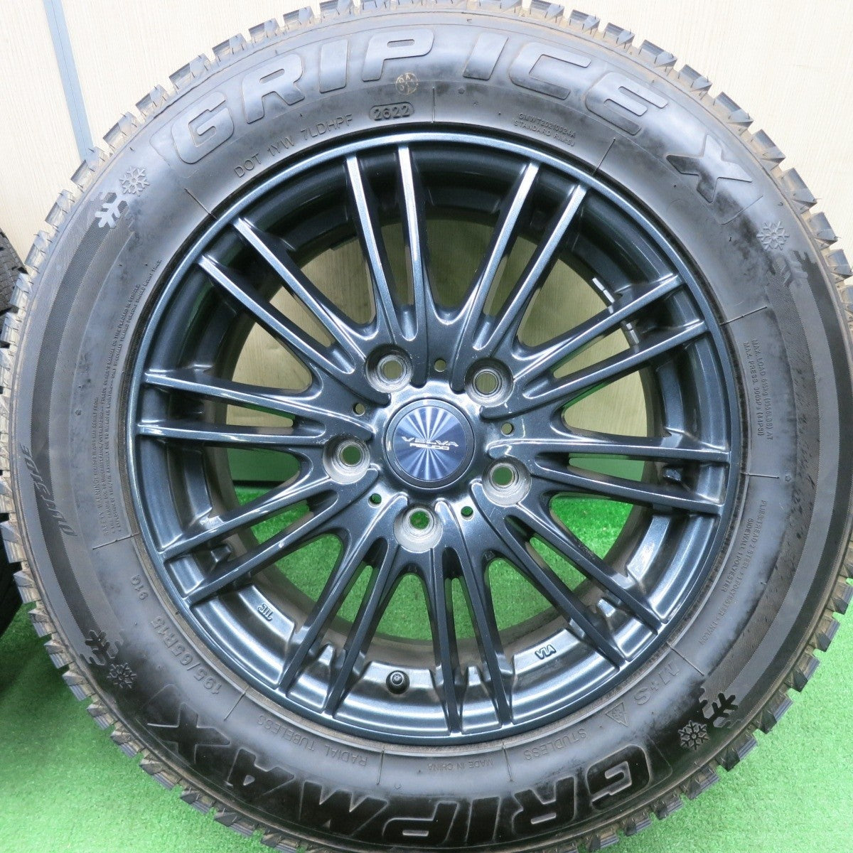バリ溝！23年！ほぼ10分★スタッドレス 195/65R15 グリップマックス グリップアイスX VELVA AGUDO ヴェルヴァ 15インチ PCD114.3/5H★5020603TNス