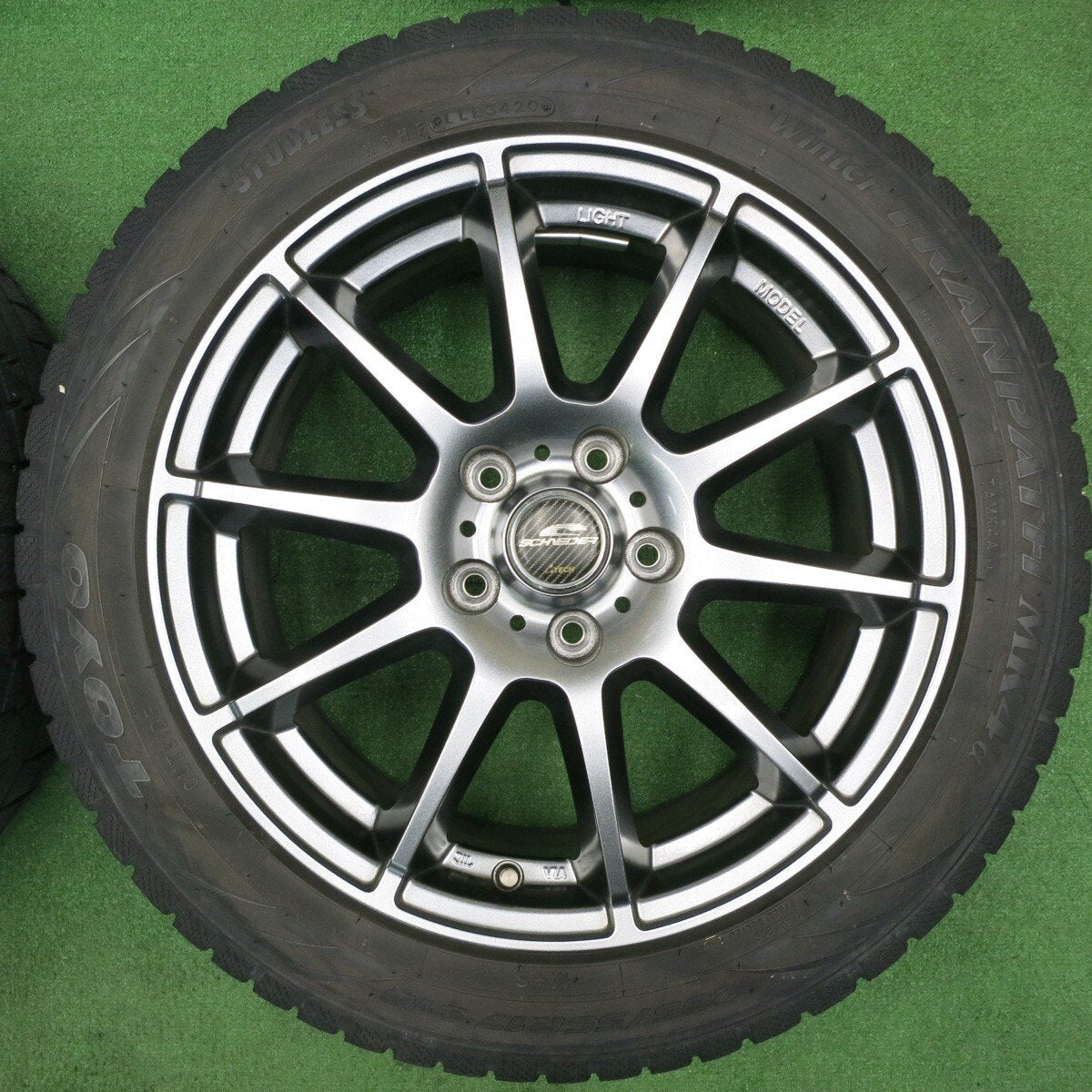 バリ溝！20年！キレイ！9分★スタッドレス 205/55R17 トーヨー ウインター トランパス MK4α SCHNEIDER ATECH シュナイダー 17インチ PCD114.3/5H★4121607TNス