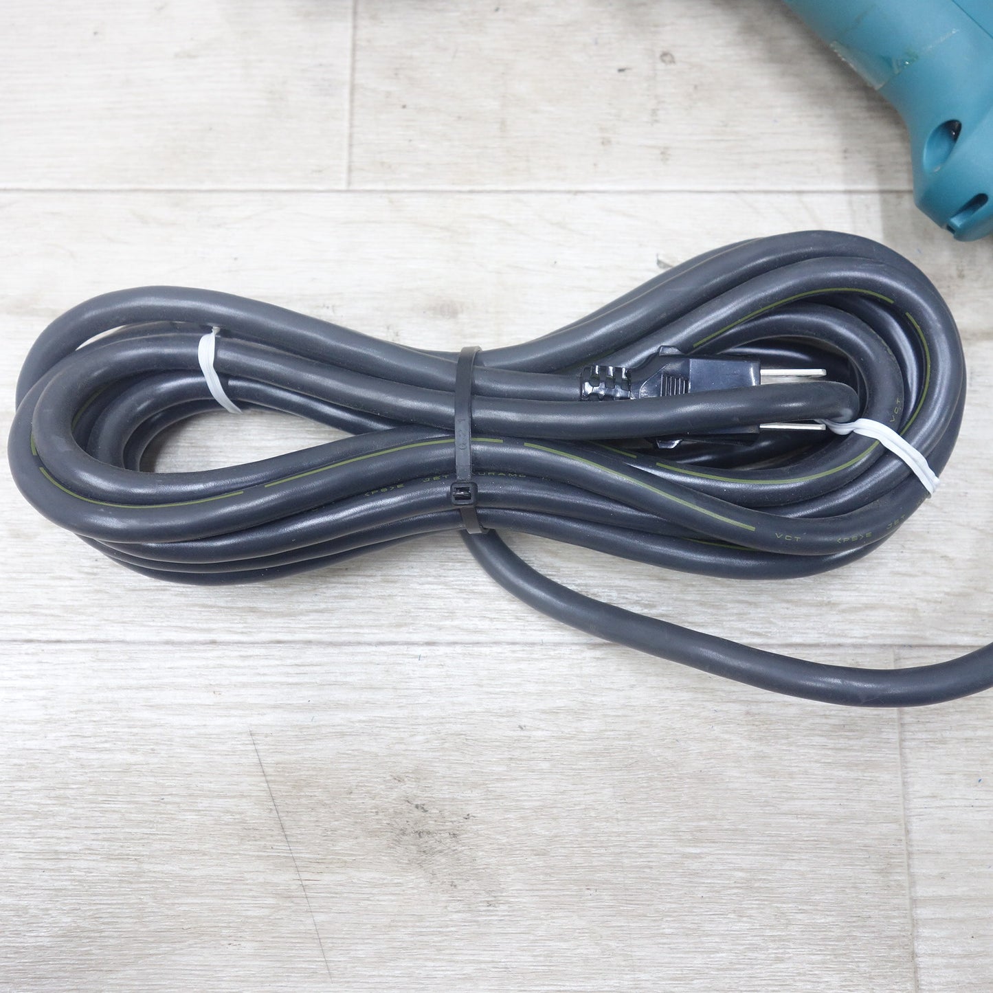 [送料無料] キレイ◆マキタ インパクトレンチ TW0200 コード式 100V 電動 工具 Makita◆
