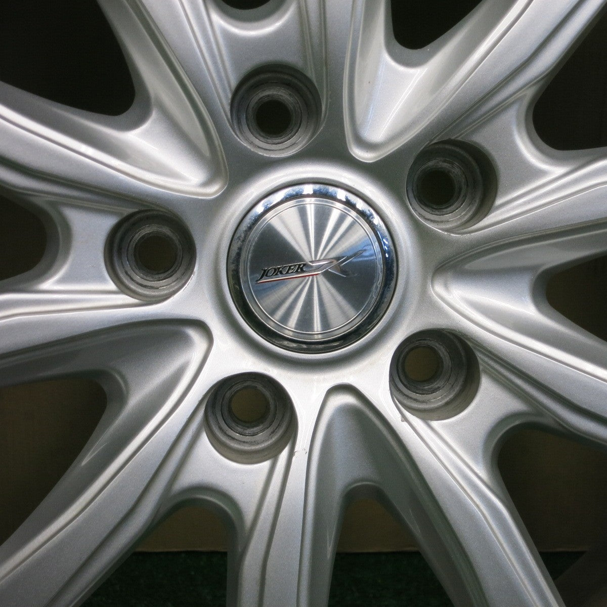 バリ溝！キレイ！9.5分★スタッドレス 215/60R16 ピレリ アイスアシンメトリコ プラス JOKER ジョーカー 16インチ PCD114.3/5H★6021201NKス