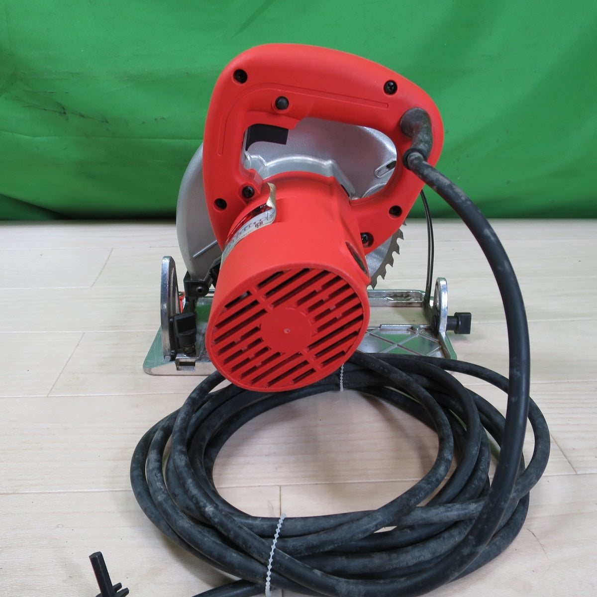 [送料無料] 付属品付き☆藤原産業 E-Value 165mm 電気 丸鋸 EWC-165AN 電動 工具 切断機 丸のこ マルノコ 丸ノコ☆