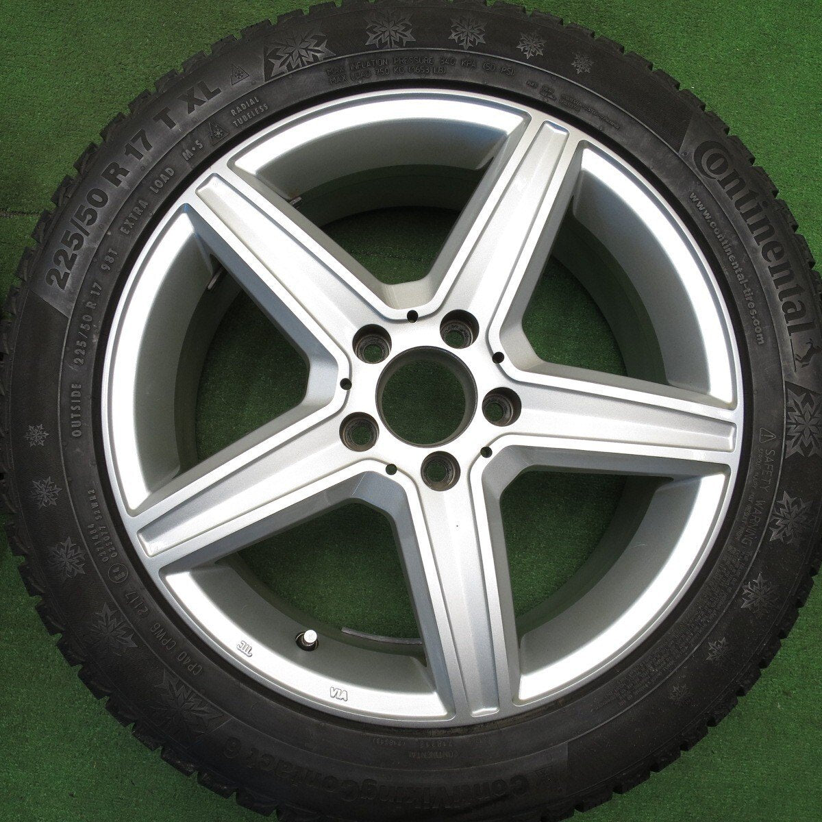 バリ溝！キレイ！9.5分以上★ベンツ 等 EURO FORSCH 225/50R17 スタッドレス コンチネンタル コンチバイキング コンタクト6 ユーロフォルシュ PCD112/5H★5031010Hス