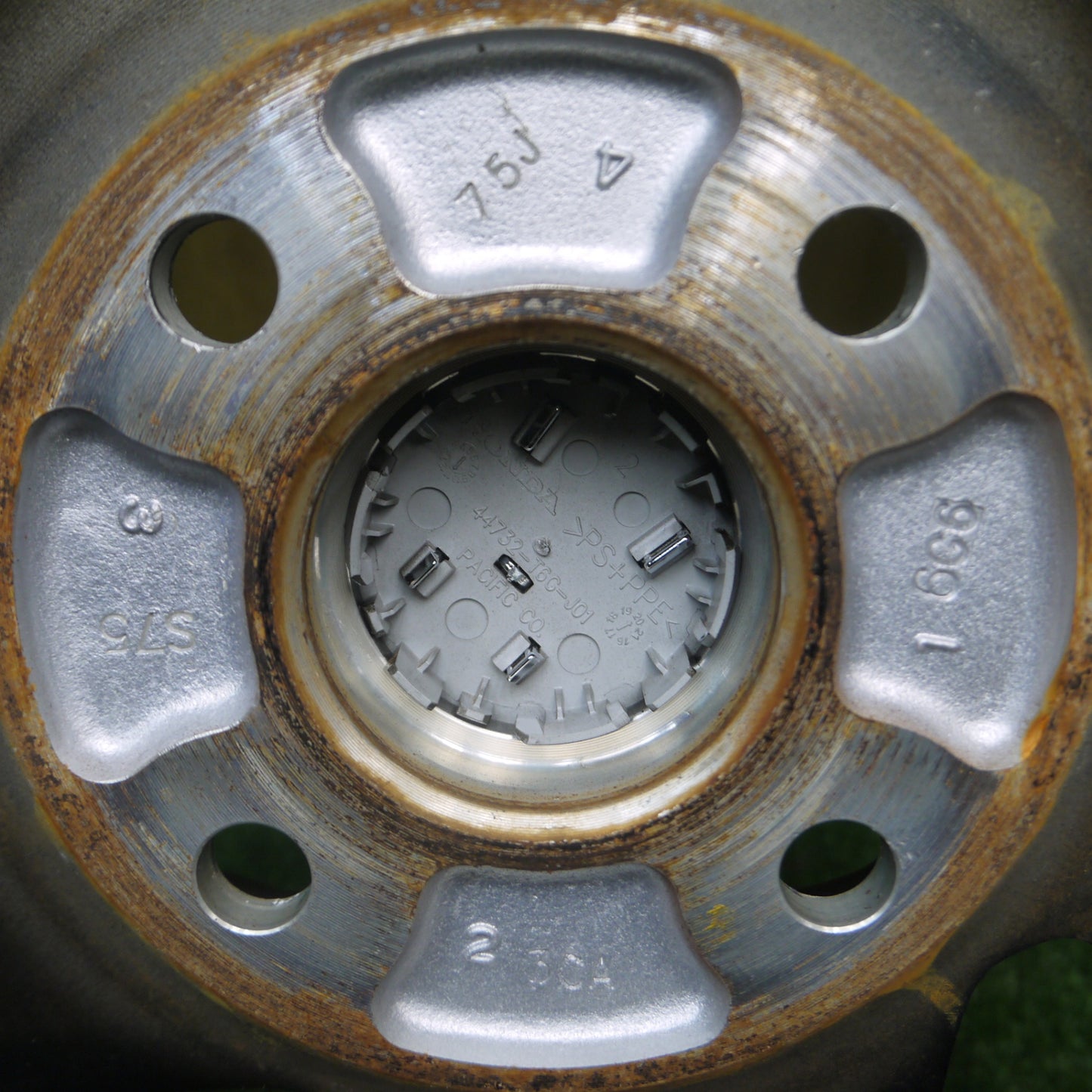 *送料無料* ほぼ新車外し★ホンダ N-WGN 純正 ホイール 15インチ 15×4.5J PCD100/4H Nワゴン★4061211Hホ