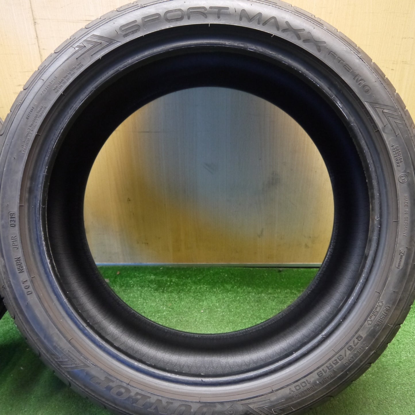 2本価格★275/35R19 ダンロップ スポーツマックス RT2 MO タイヤ 19インチ レクサス RC-F ベンツ CL 等★6032404Hノタ