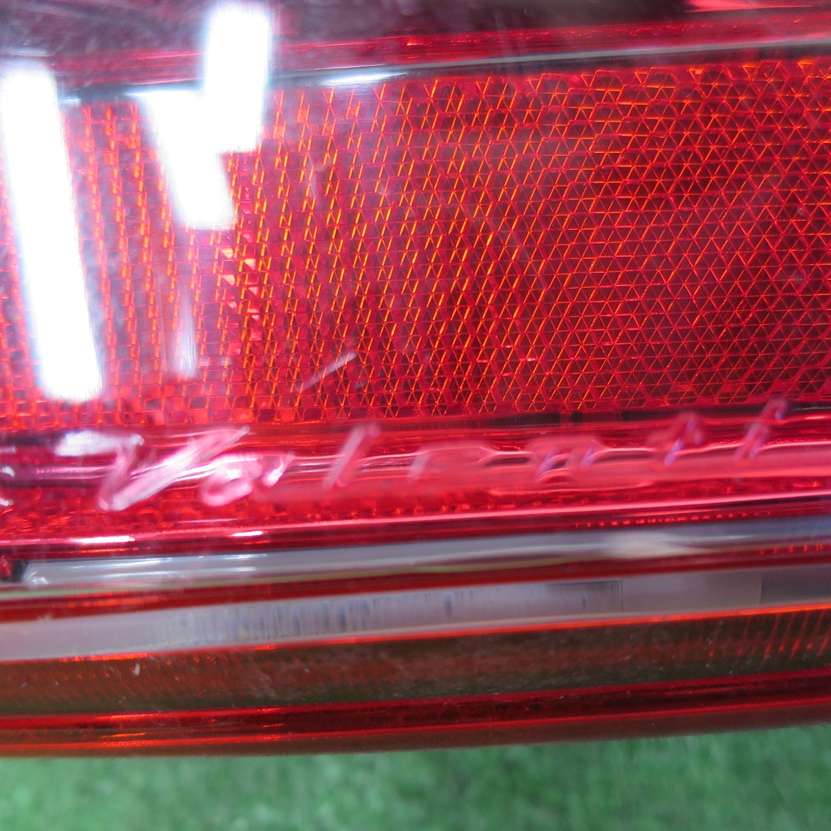 [送料無料] キレイ◆VALENTI トヨタ 30系 プリウス LED テール ランプ 60-1355 ヴァレンティ テール ライト 右 側 のみ R◆