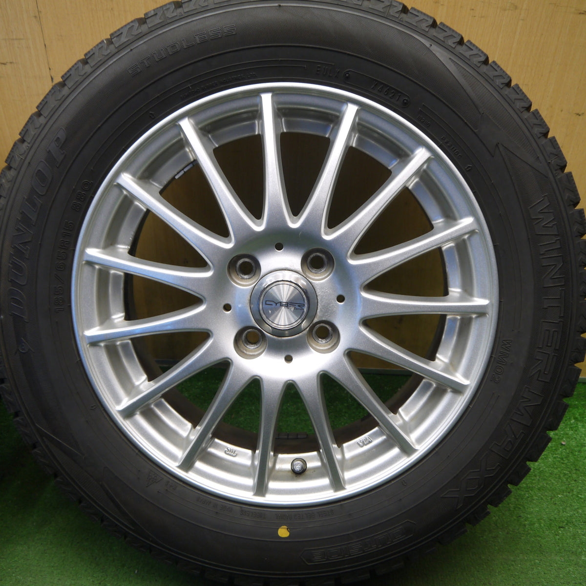 バリ溝！9.5分◎スタッドレス 185/65R15 ダンロップ ウインターマックス WM02 CYBER 社外 アルミ 15インチ PCD100/4H◎6100902Hス