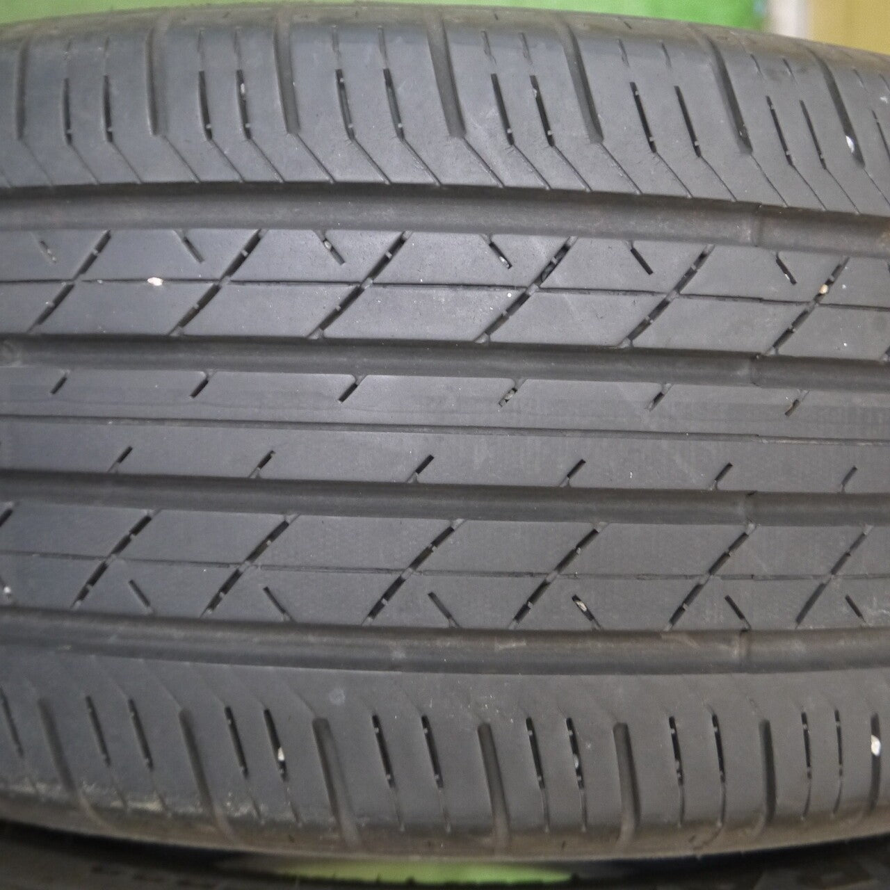 *送料無料* バリ溝！22年！9.5分★205/55R17 ブリヂストン トランザ ER33 タイヤ 17インチ★4022902KKノタ
