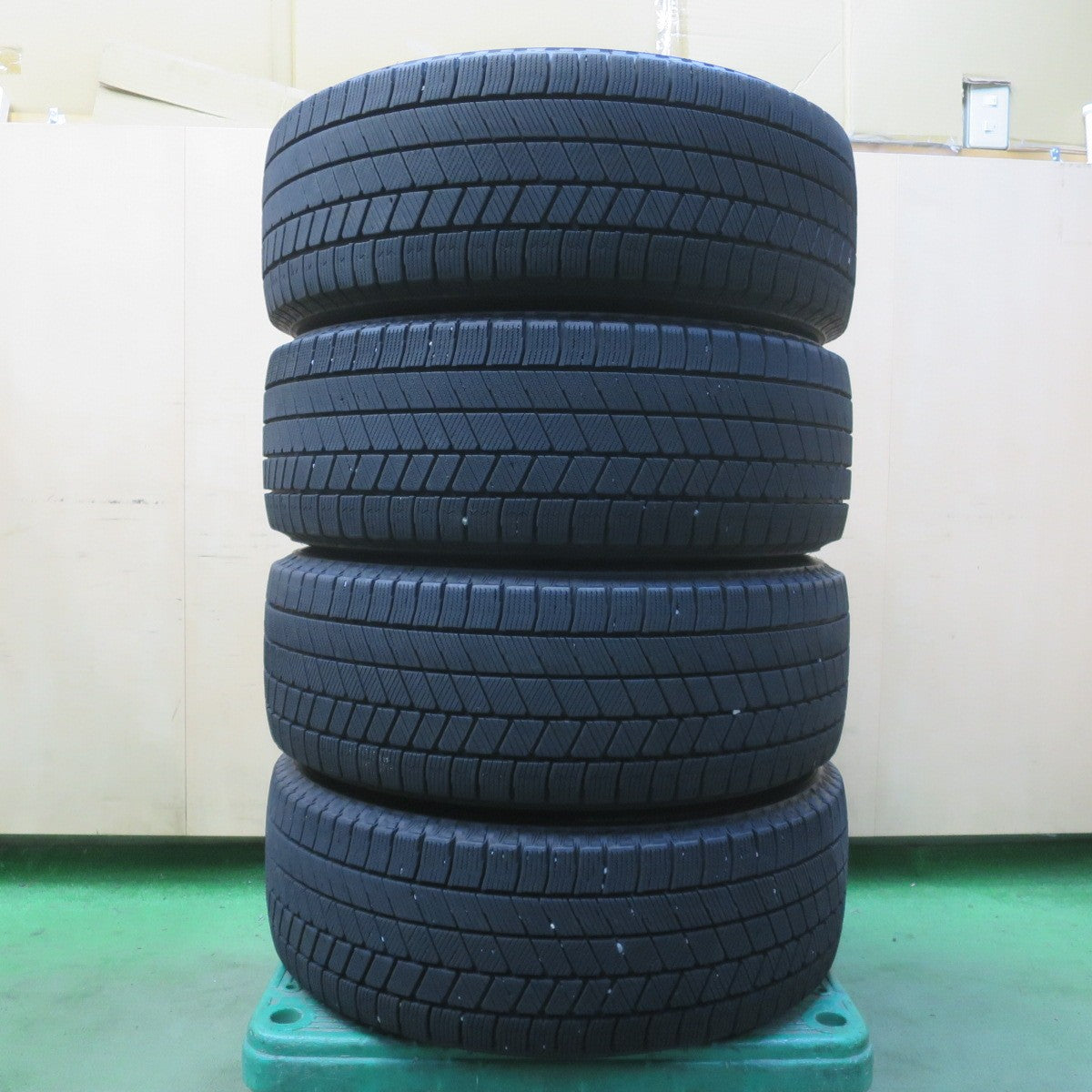 バリ溝！22年！キレイ！9.5分◎BMW 等 BORBET type Y 205/55R16 スタッドレス ブリヂストン ブリザック VRX3 ボルベット タイプY 16インチ PCD120/5H◎6091911イス