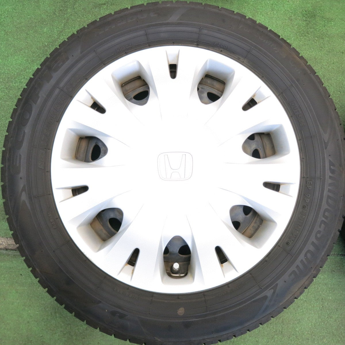 バリ溝！23年！9分★ホンダ フィット 純正 スチール 175/65R14 ブリヂストン エコピア NH200C 14インチ PCD100/4H★6053102HAノ