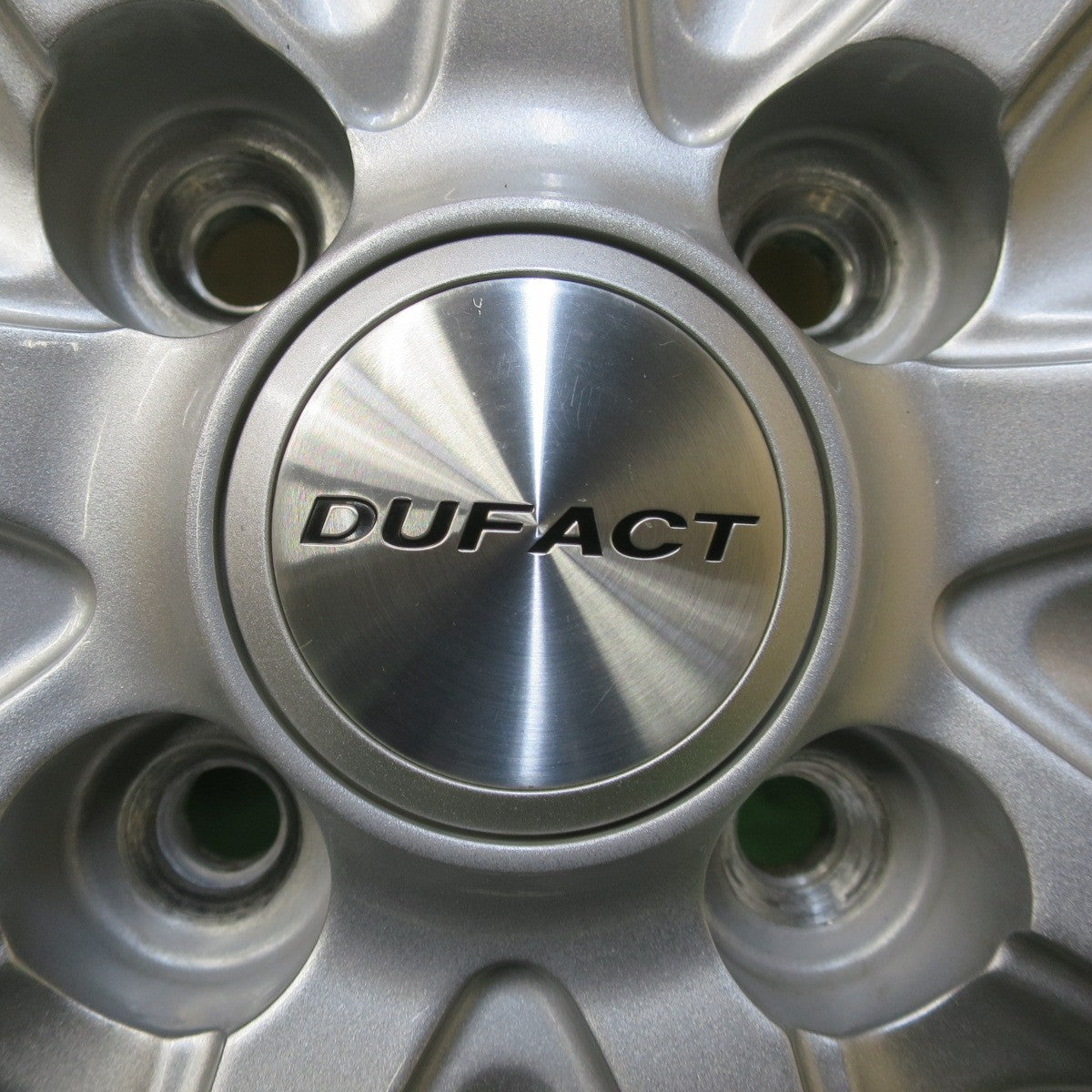 バリ溝！23年！キレイ！9.5分★スタッドレス 185/65R15 ダンロップ ウインターマックス WM02 DUFACT デュファクト 15インチ PCD100/4H★6031111イス