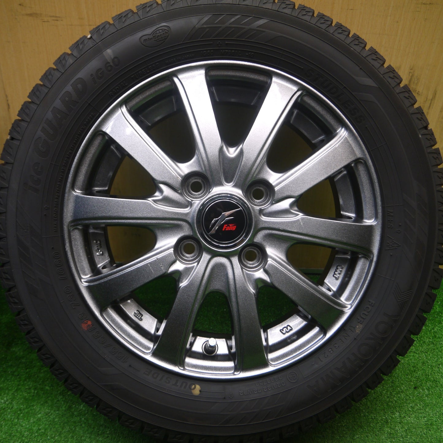 [送料無料] バリ溝！21年！キレイ！9.5分以上★スタッドレス 155/65R13 ヨコハマ アイスガード iG60 Fang ファング 13インチ PCD100/4H★4102301Hス