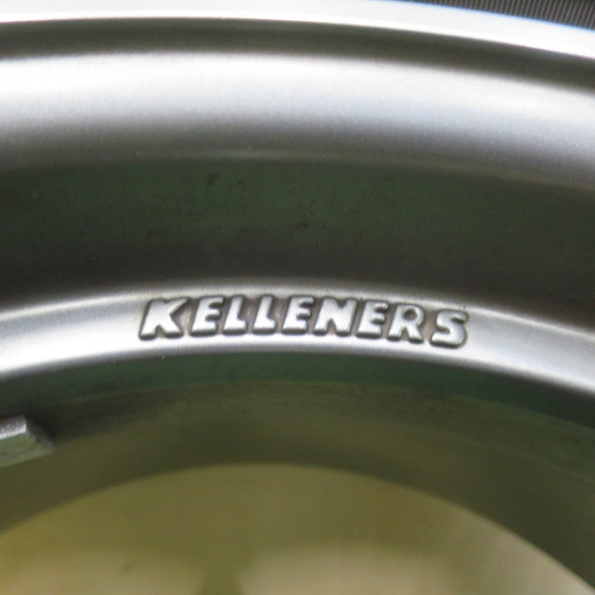 バリ溝！9分★BMW 等 KELLENERS 225/55R17 スタッドレス ヨコハマ アイスガード iG50 プラス ケレナーズ 17インチ PCD112/5H★5122708イス