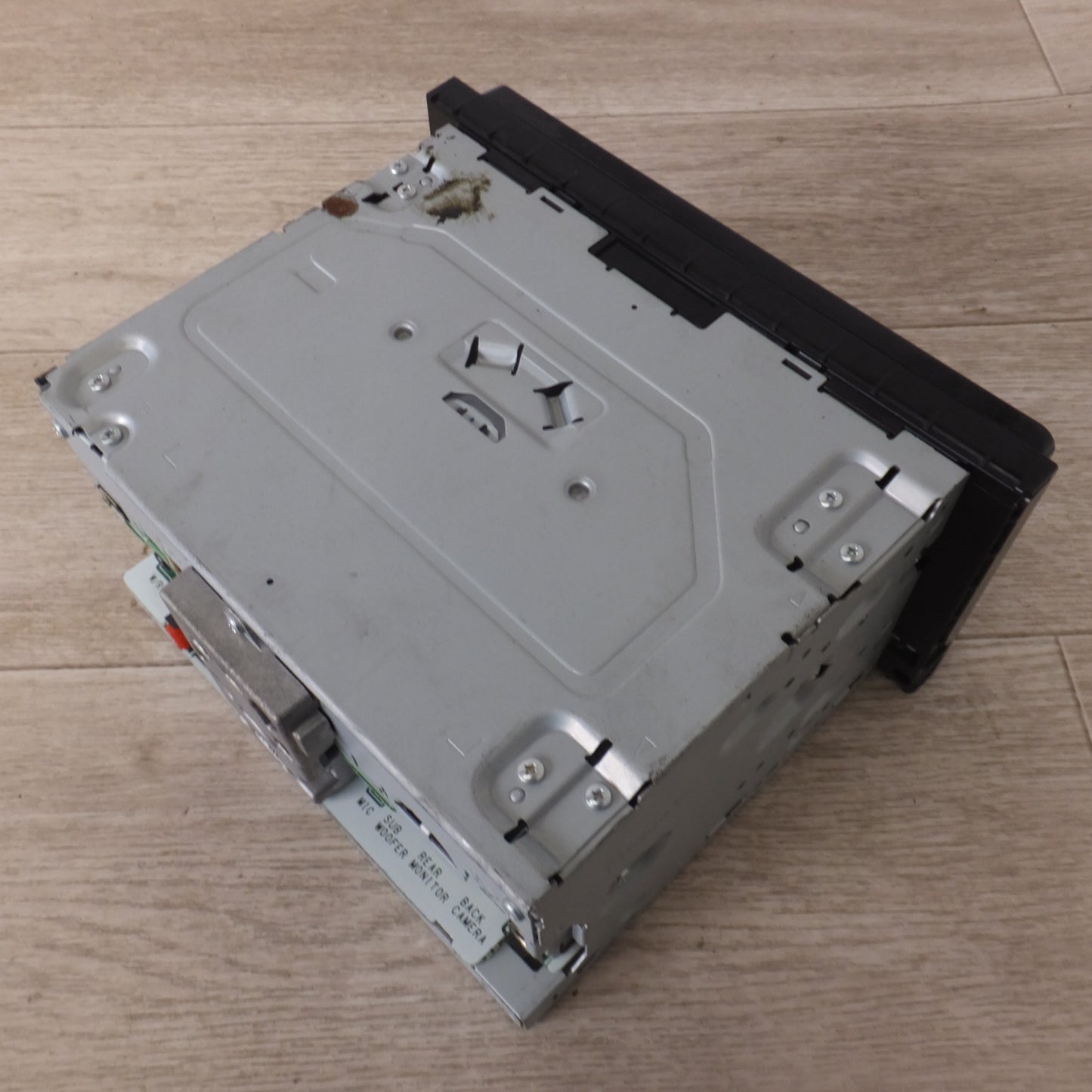 [送料無料] ★カロッツェリア carrozzeria AV一体型メモリーナビゲーション AVIC-RW800-D(1)★