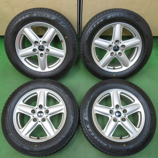 [送料無料] バリ溝！22年！ほぼ10分★MINI ミニ クロスオーバー R60 純正 205/60R16 スタッドレス ブリヂストン ブリザック VRX3 16インチ PCD120/5H★4123016イス