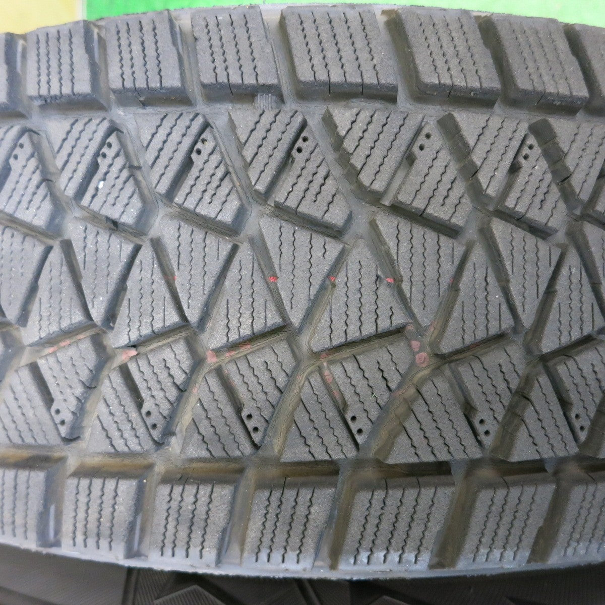 キレイ！21年★ジムニー 等 MAD CROSS JB-01 195/80R15 スタッドレス ブリヂストン ブリザック DM-V2 マッドクロス 15インチ PCD139.7/5H★5121111HAス