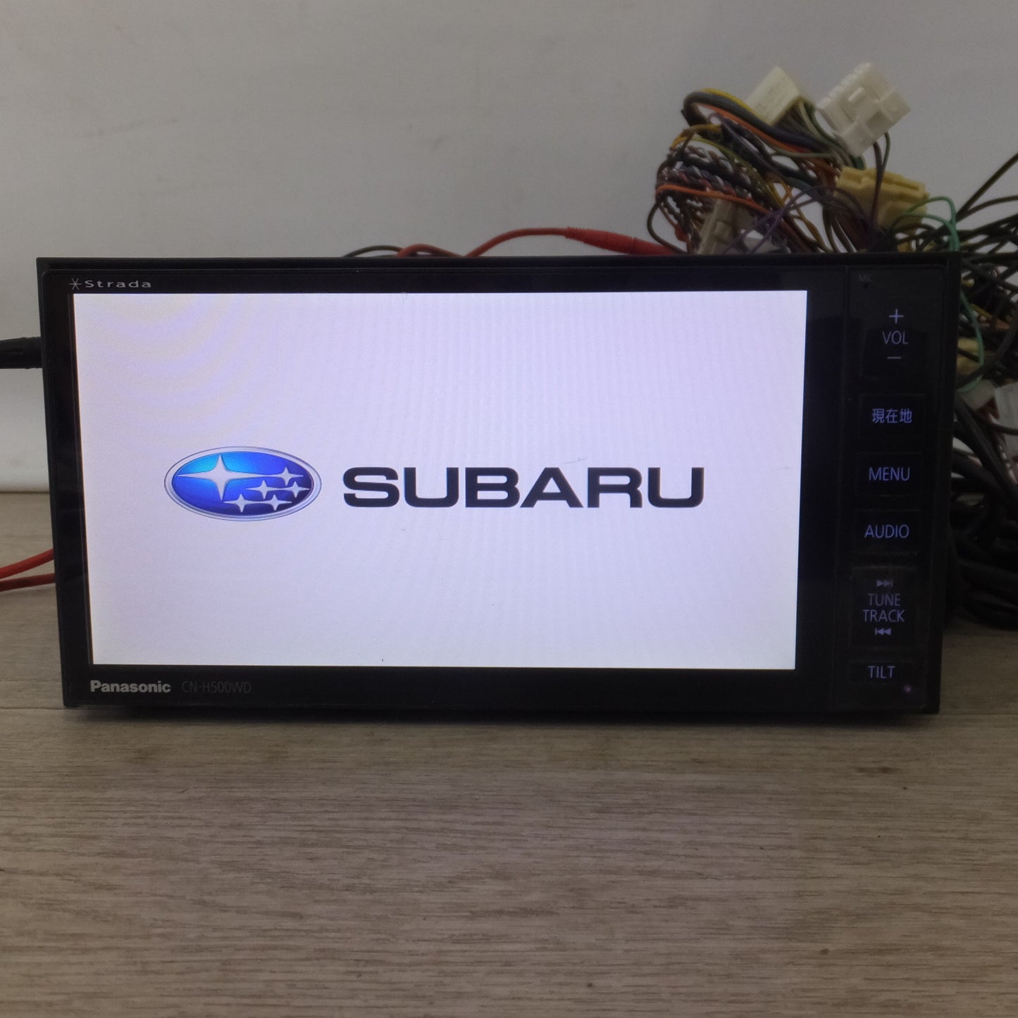 [送料無料] 現状品★パナソニック製 スバル 純正 HDDカーナビステーション CN-H500WDFA(50)★