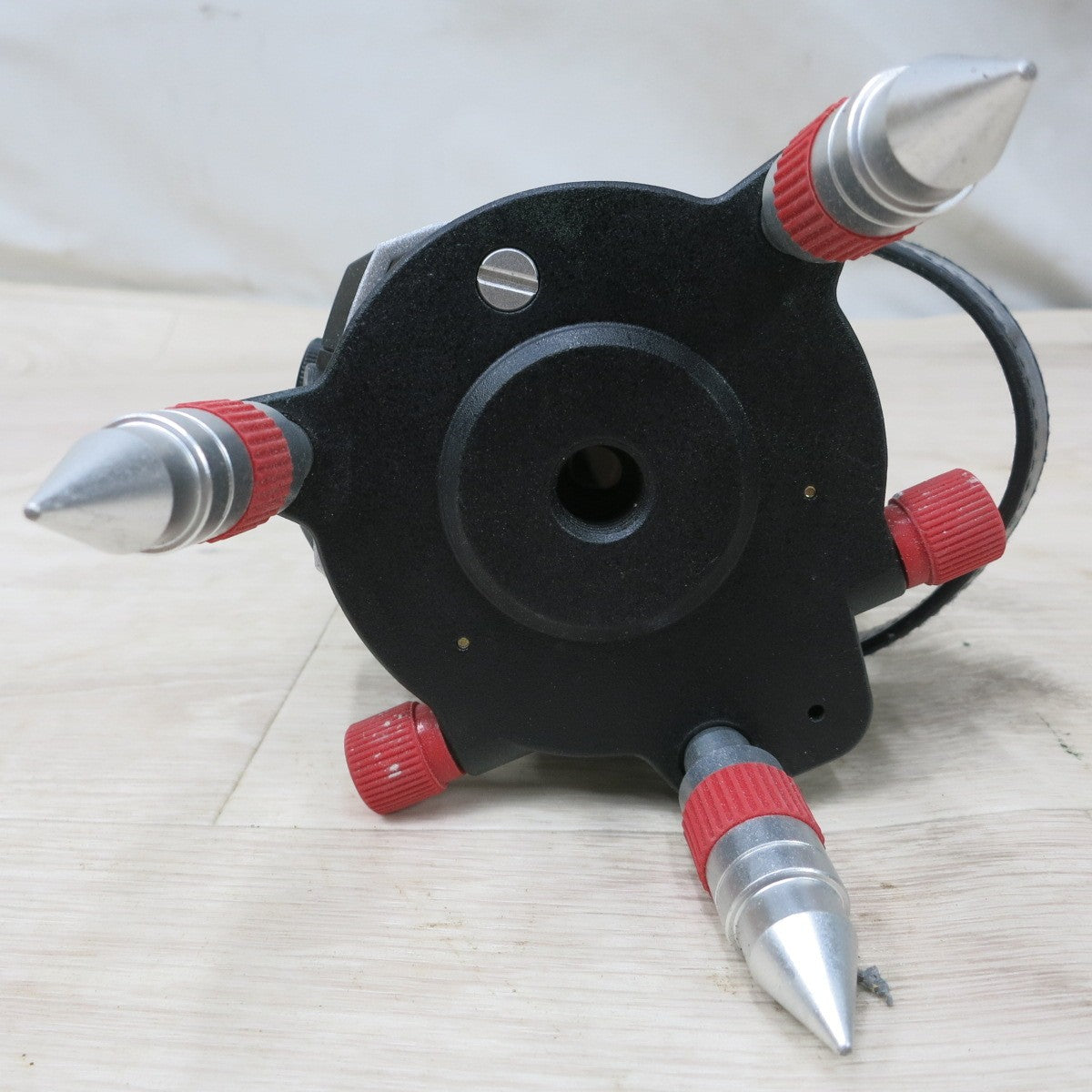 [送料無料] ◆ボッシュ 電子整準方式 レーザー 墨出し器 GLL5-40E 受光器 ケース 付き 墨出器  BOSCH 電動 工具◆