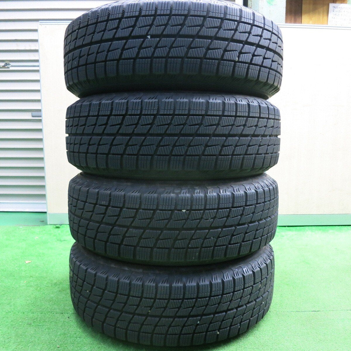 バリ溝！キレイ！9.5分★スタッドレス 195/65R15 アイスエスポルテ SCHNEIDER MiD シュナイダー 15インチ PCD114.3/5H★4123103HAス
