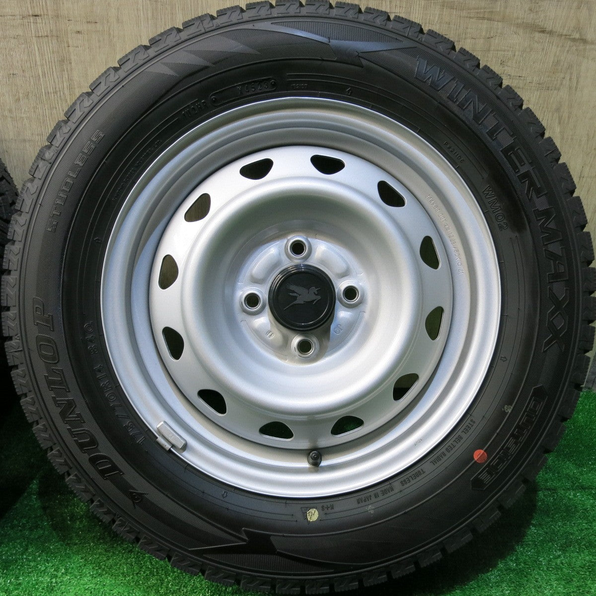 バリ溝！23年！キレイ！ほぼ10分★スタッドレス 175/70R14 ダンロップ ウインターマックス WM02 スチール ホイール 14インチ PCD100/4H★5113025HAス