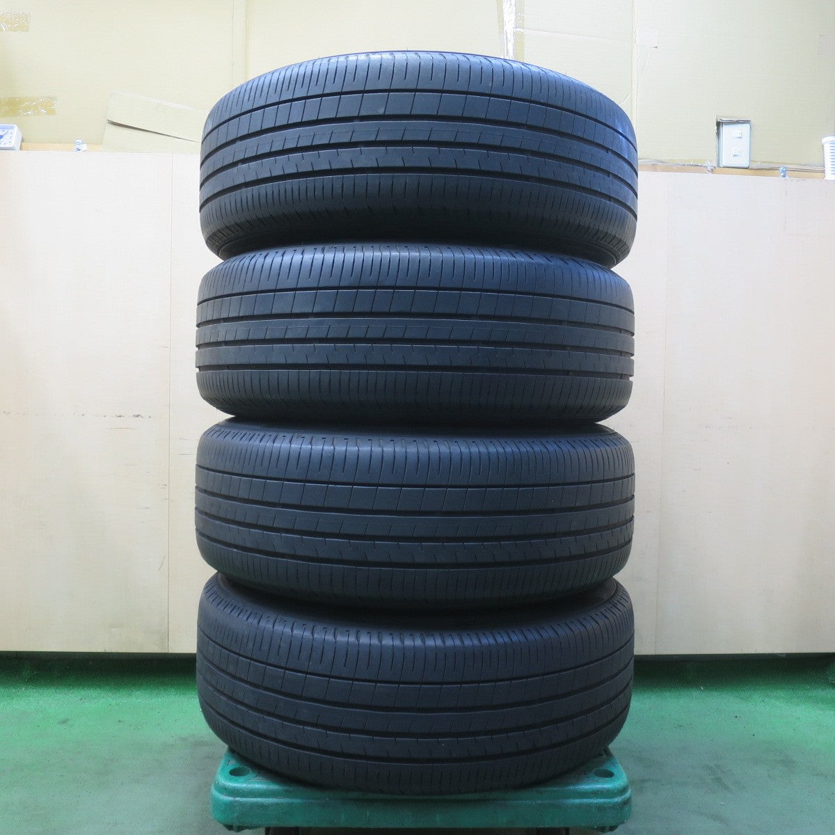 キレイ★ENKEI PFM1 225/60R18 ダンロップ VEURO VE304 エンケイ 18インチ PCD114.3/5H★6052501イノ